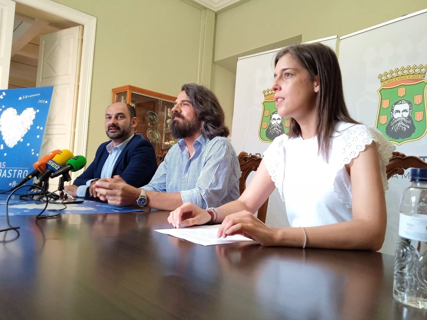 Fernando Torres, Edgar Abarca y la concejal de fiestas de Barbastro, Lorena Espiérrez