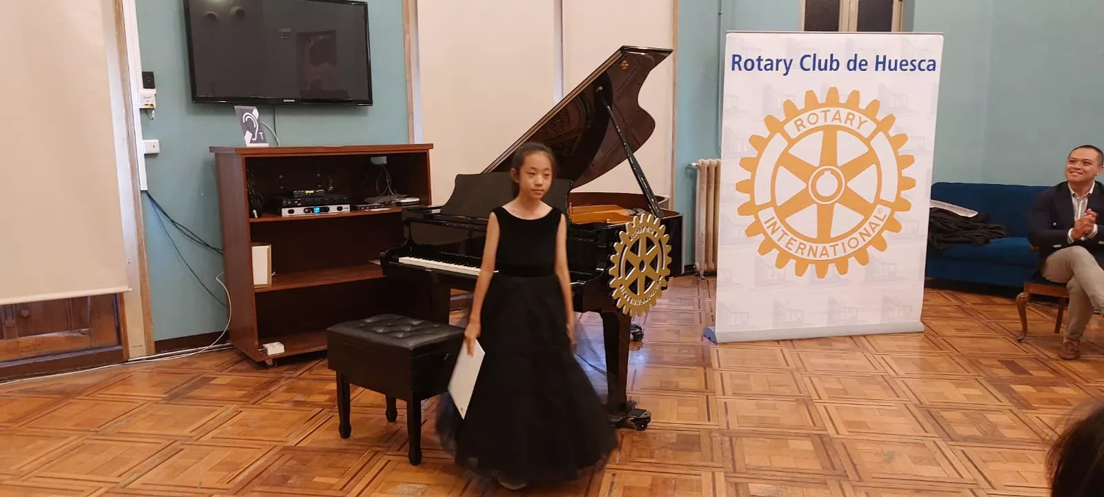 Concierto del World Music Connection Festival en el Salón Azul del Casino Oscense