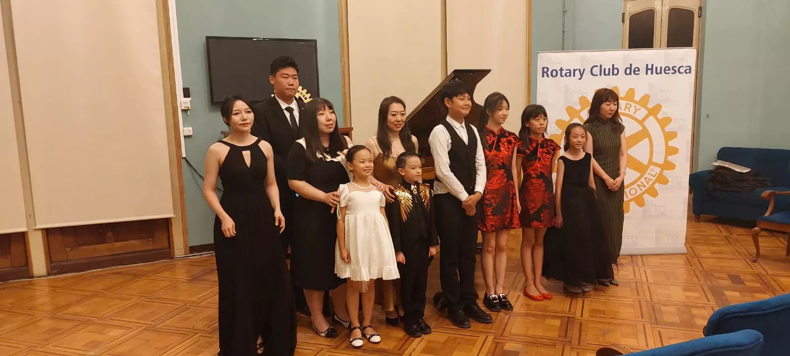 Concierto del World Music Connection Festival en el Salón Azul del Casino Oscense