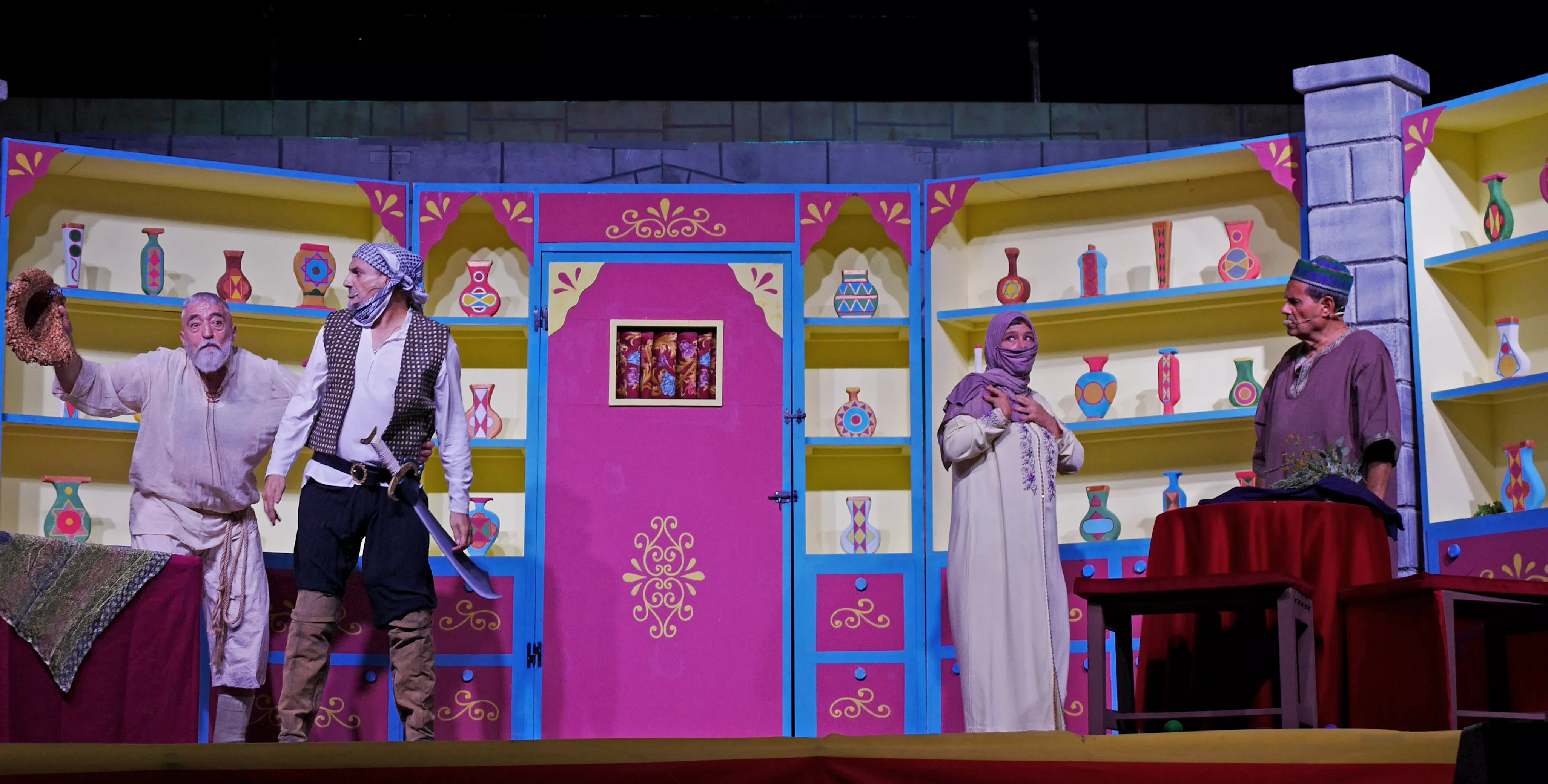 Un momento de la representación de la leyenda Rodrigo y Marica, el pasado sábado en Graus. Foto: Miguel Clavería