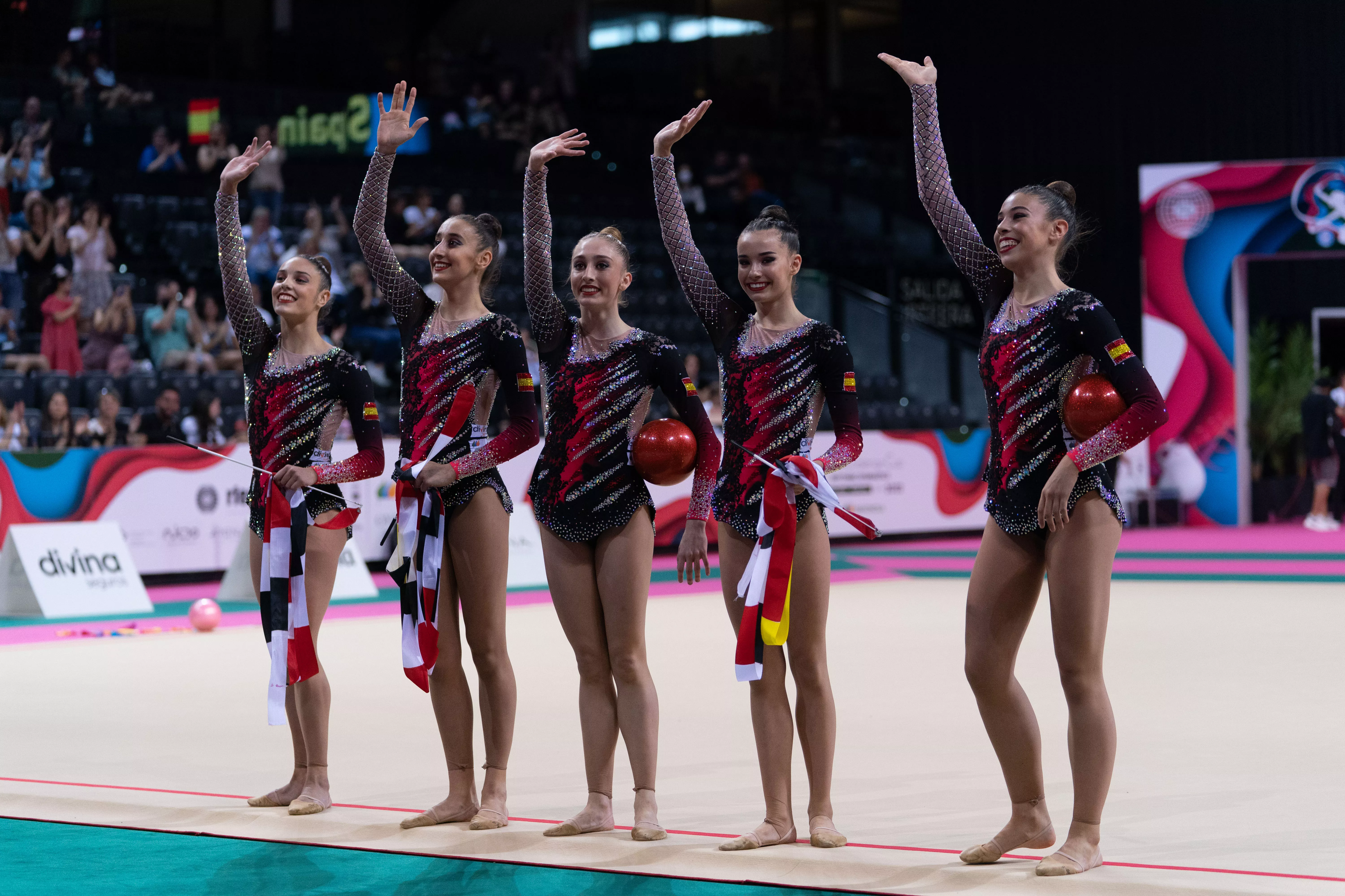 Conjunto senior España de Inés Bergua, la segunda por la derecha.