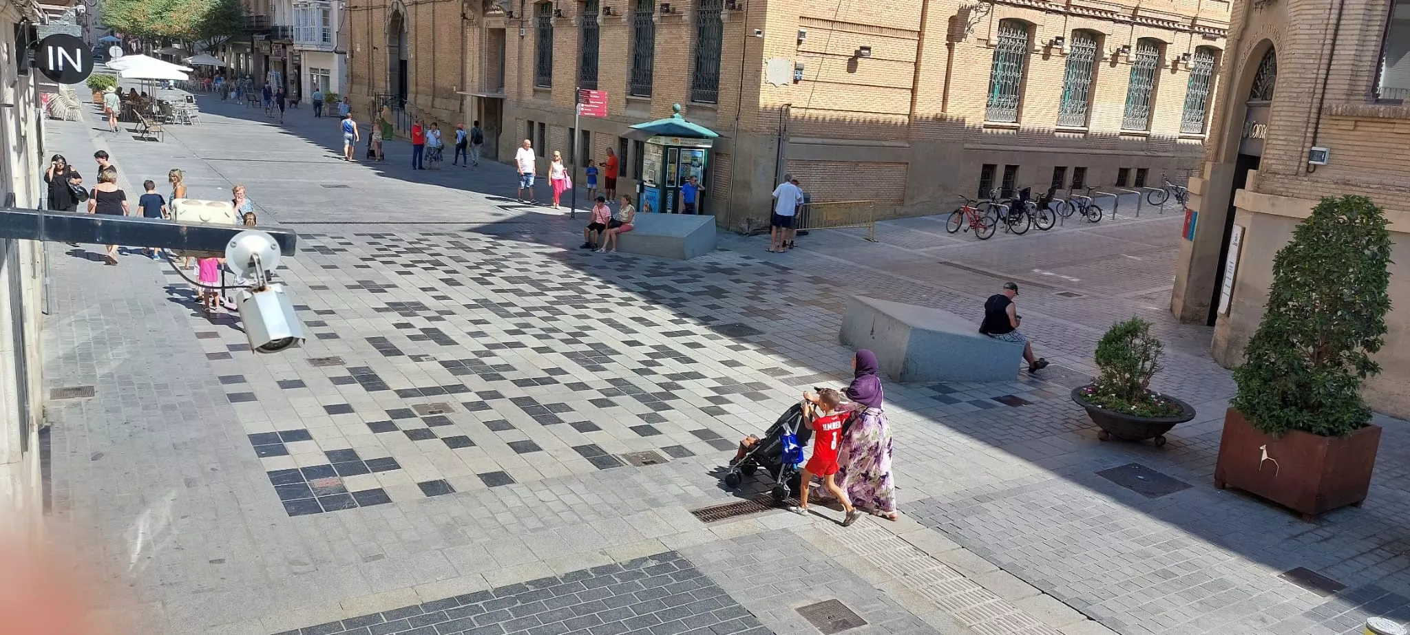 Coso Alto de Huesca. 