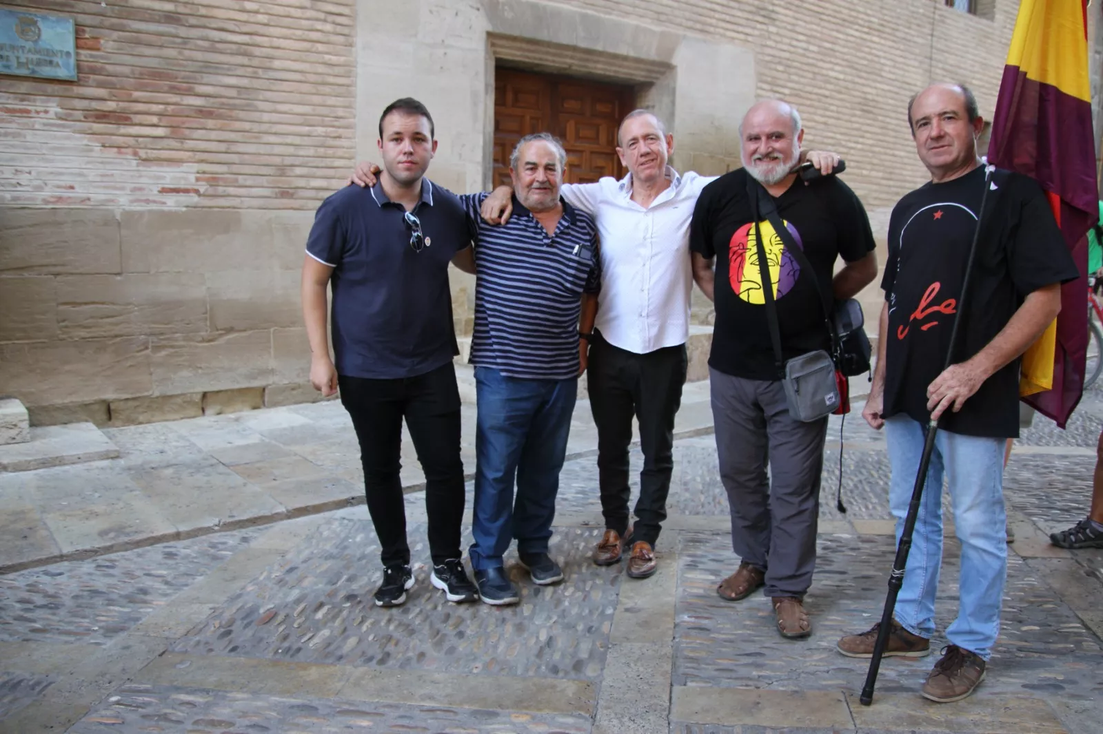 Acto de homenaje y recuerdo convocada por el Círculo Republicano Manolín Abad de Huesca. Foto Carlos Neofato