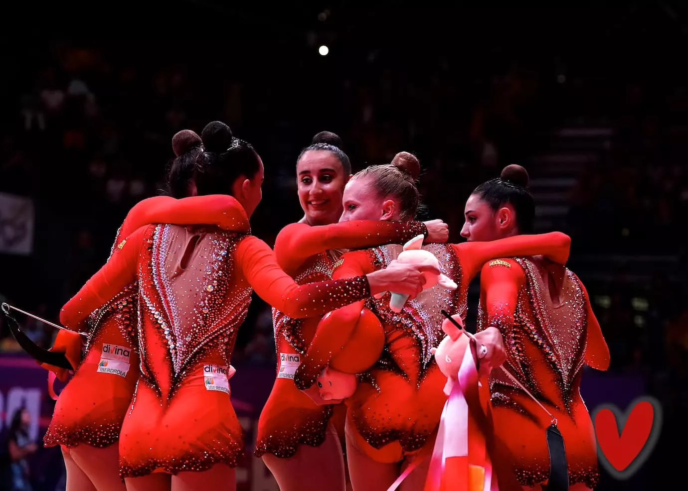 Actuación de España en el Mundial de Valencia. Foto: @RFEGimnasia