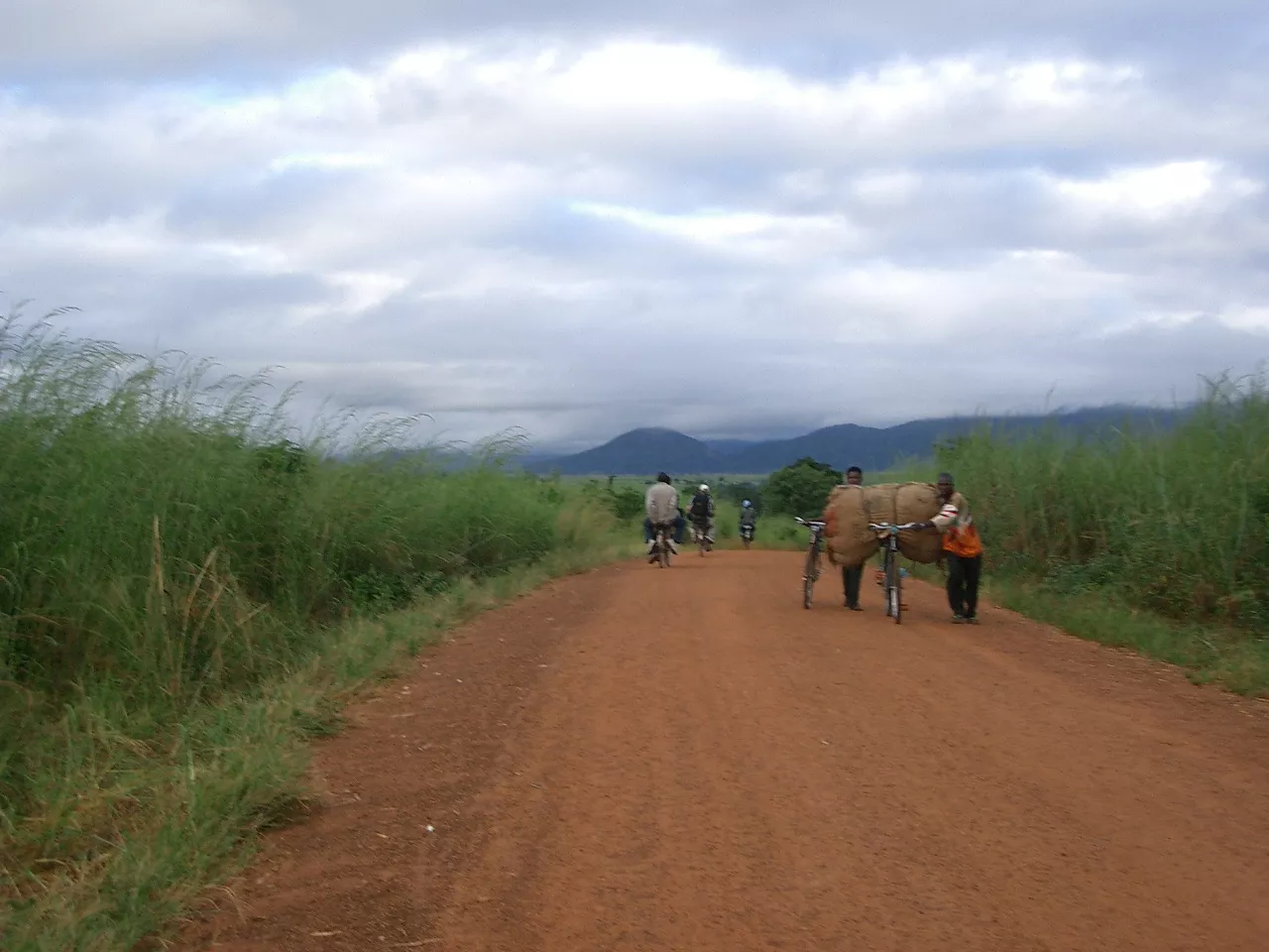 Marco Pascual en su viaje por Tanzania