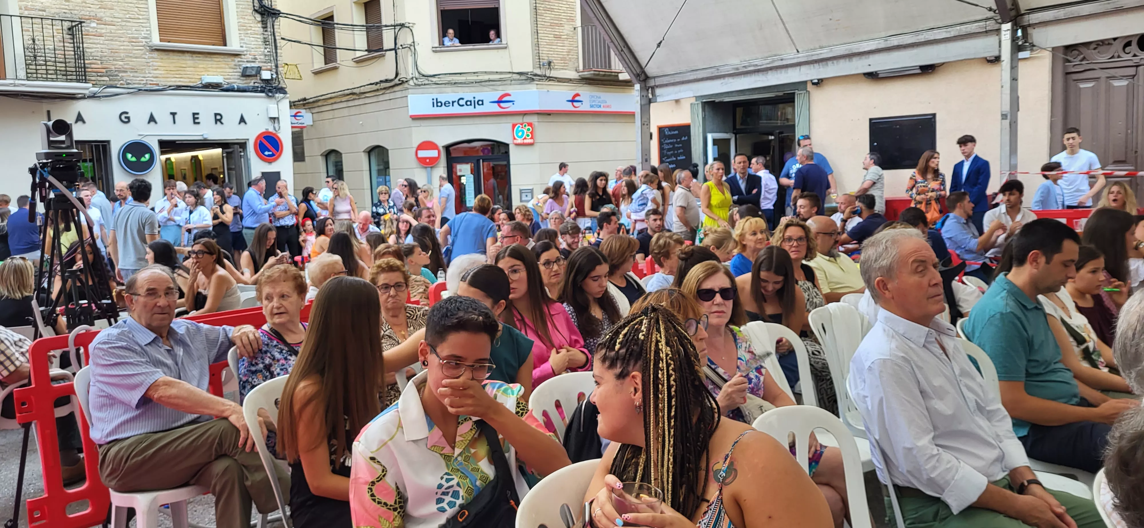  Presentación de las mairalesas, quintos y quintas de Almudévar. Foto: Mercedes Manterola