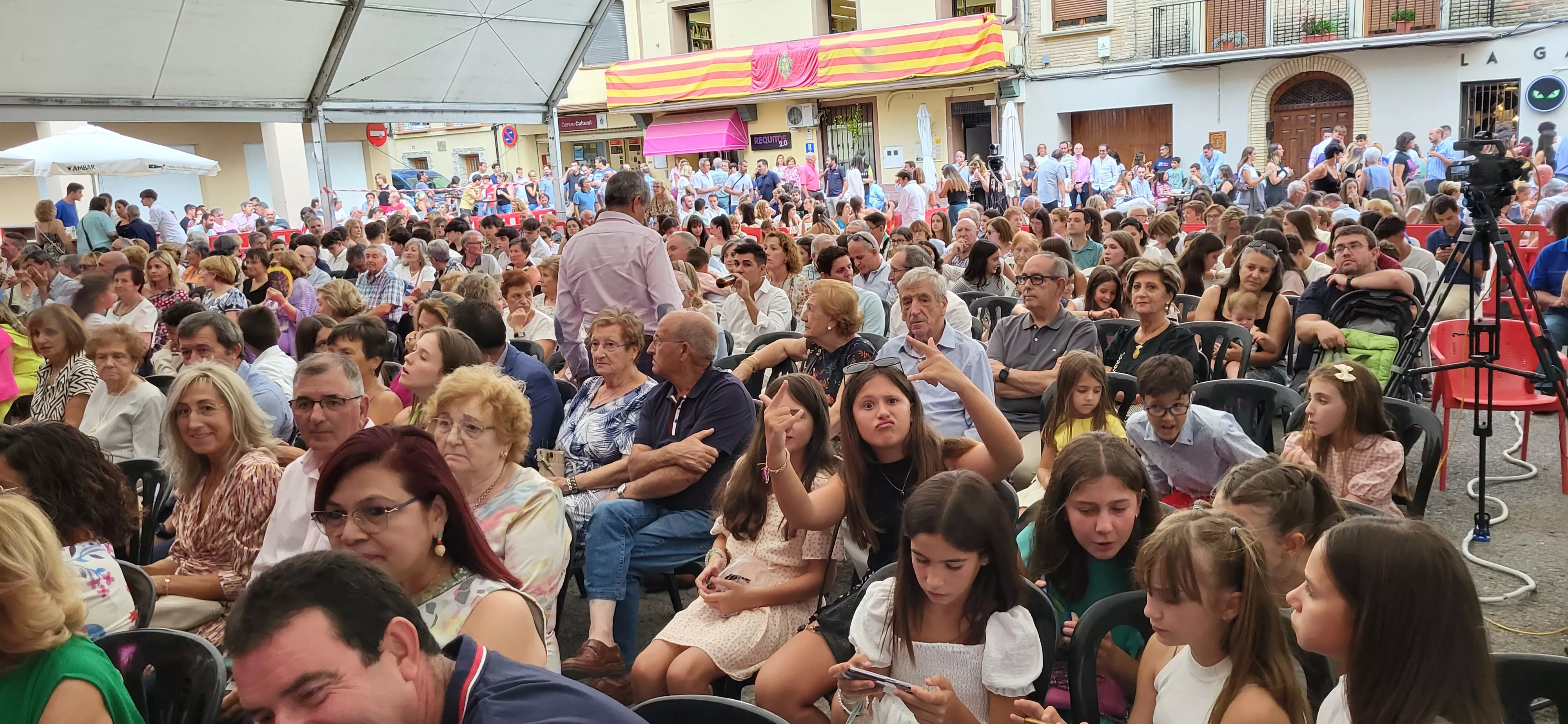  Presentación de las mairalesas, quintos y quintas de Almudévar. Foto: Mercedes Manterola
