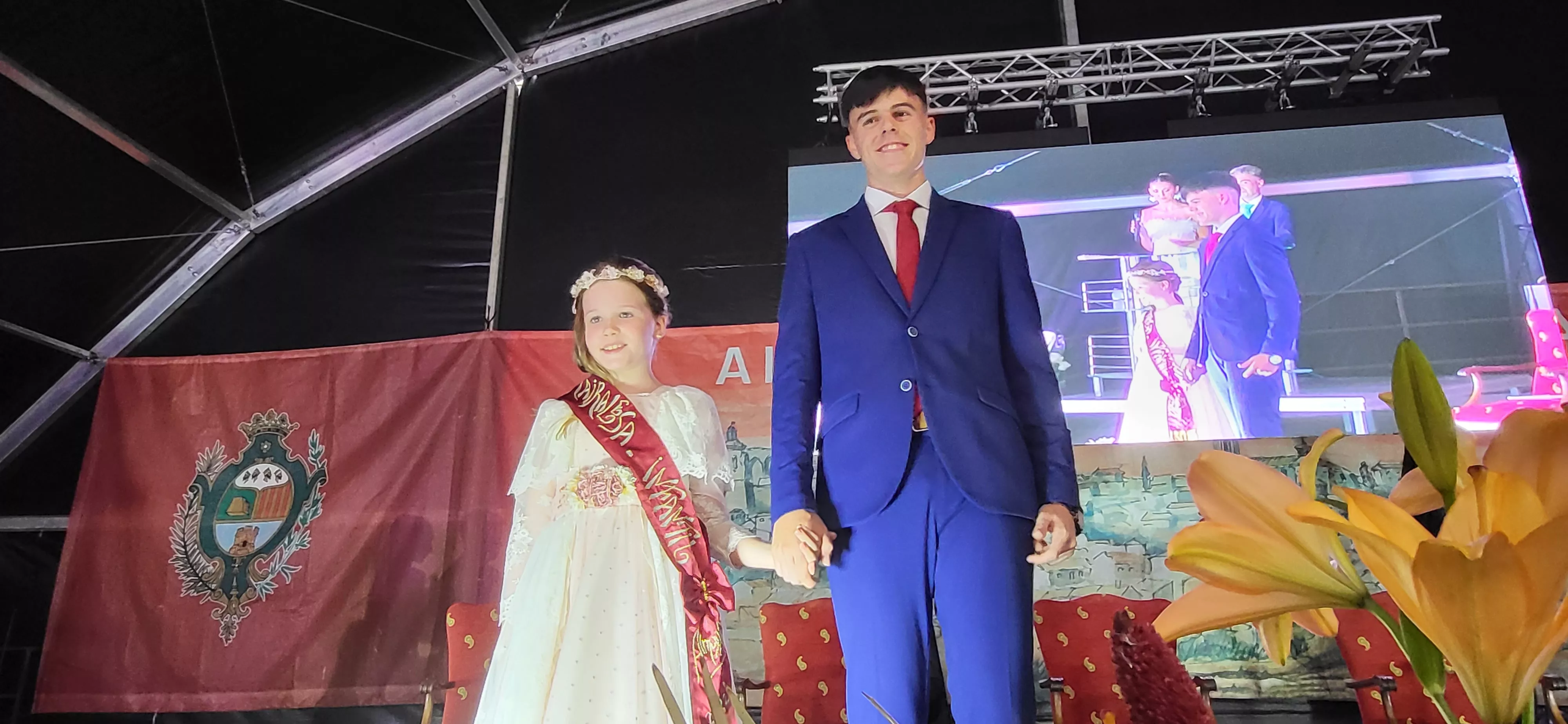  Presentación de las mairalesas, quintos y quintas de Almudévar. Foto: Mercedes Manterola