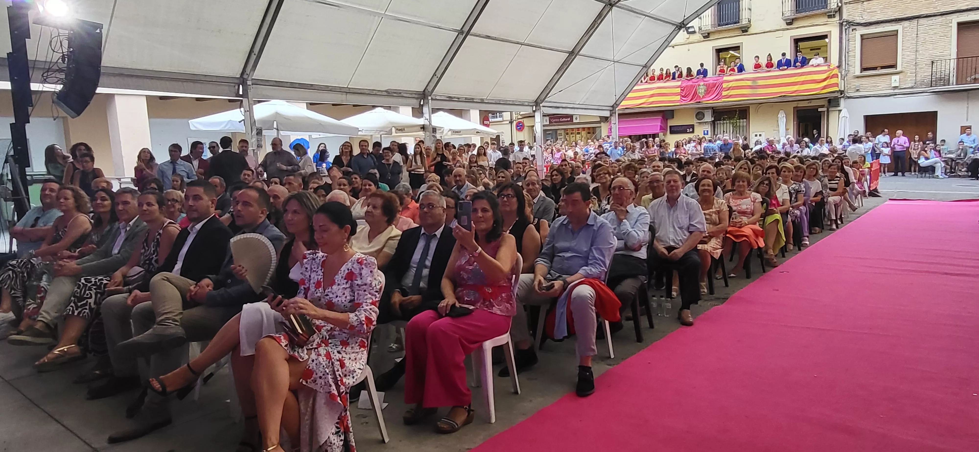  Presentación de las mairalesas, quintos y quintas de Almudévar. Foto: Mercedes Manterola
