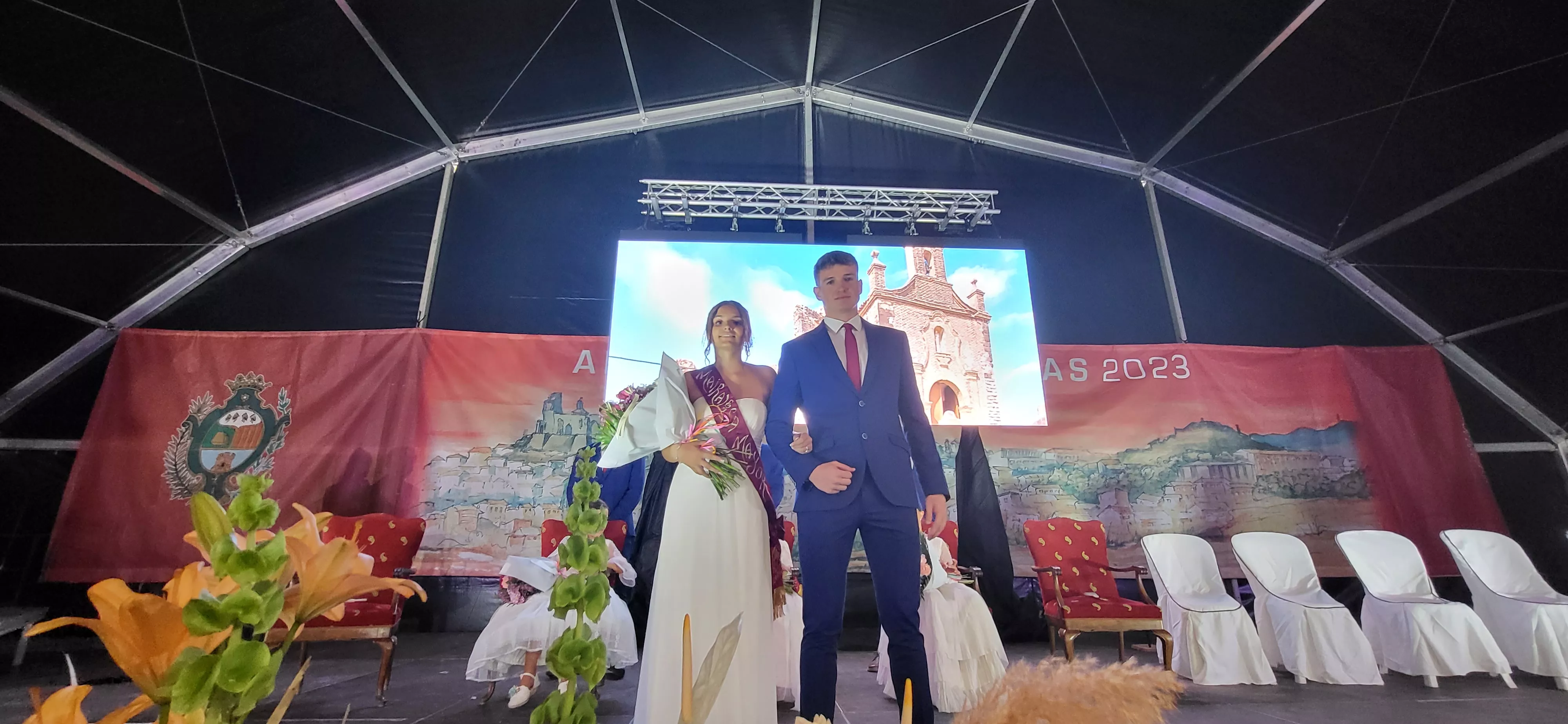  Presentación de las mairalesas, quintos y quintas de Almudévar. Foto: Mercedes Manterola