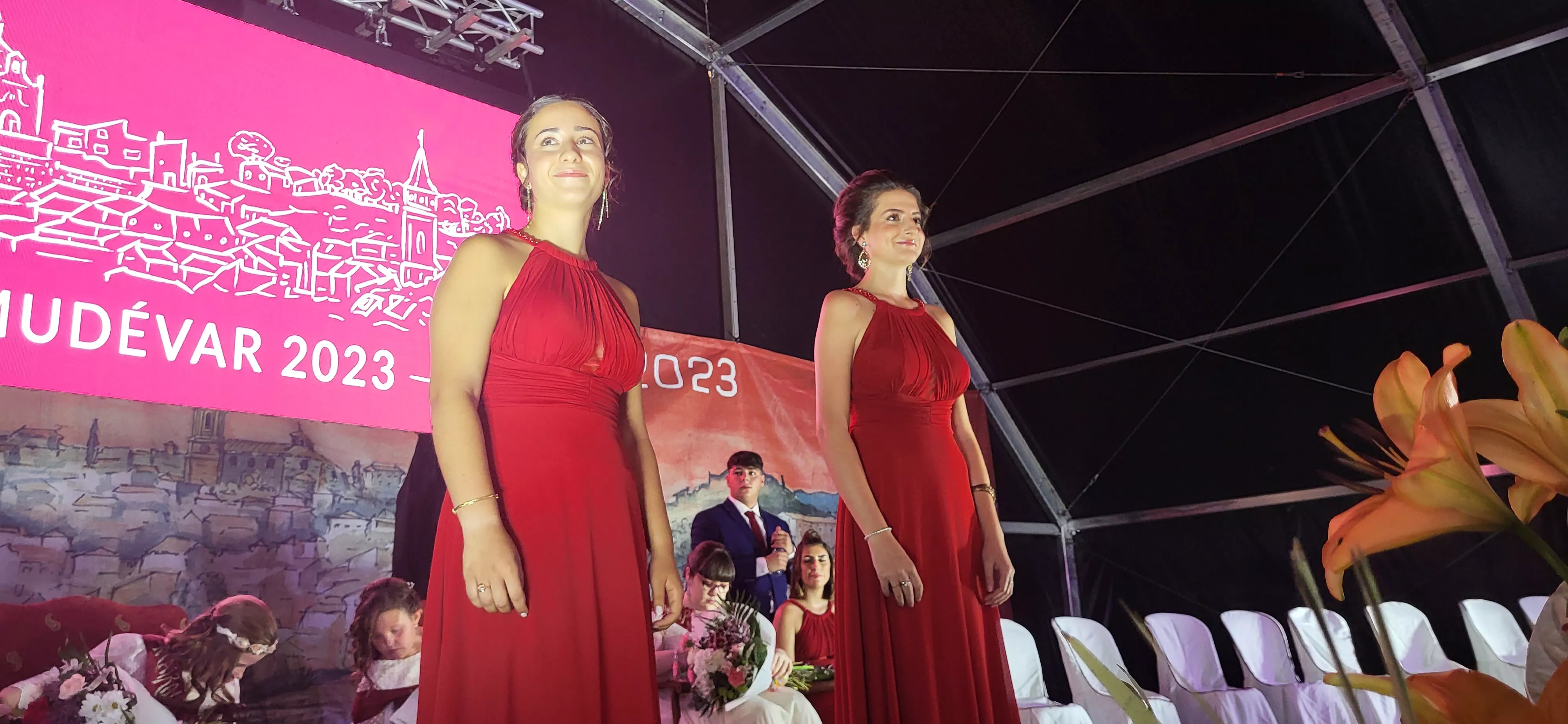  Presentación de las mairalesas, quintos y quintas de Almudévar. Foto: Mercedes Manterola