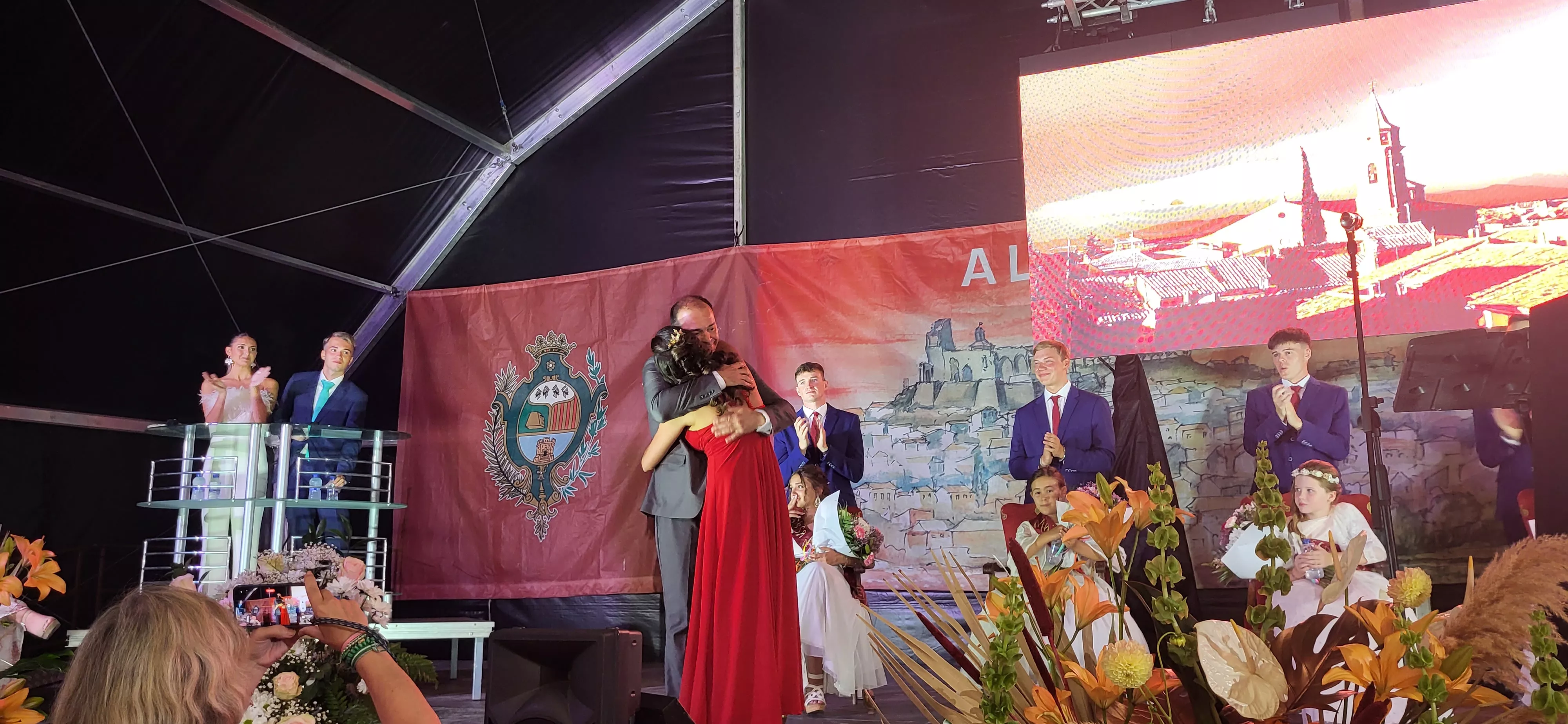  Presentación de las mairalesas, quintos y quintas de Almudévar. Foto: Mercedes Manterola