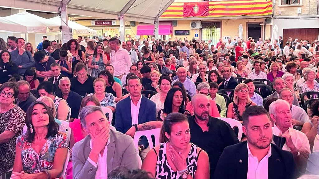  Presentación de las mairalesas, quintos y quintas de Almudévar. Foto: Mercedes Manterola