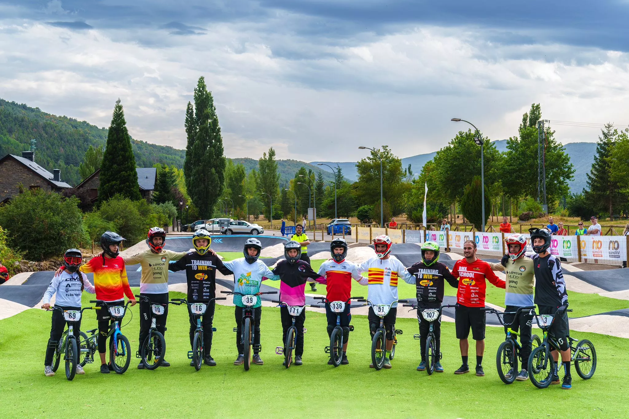 Campeonato de Pumptrack en Villanúa. Turismo Villanúa / Yhabril Moro