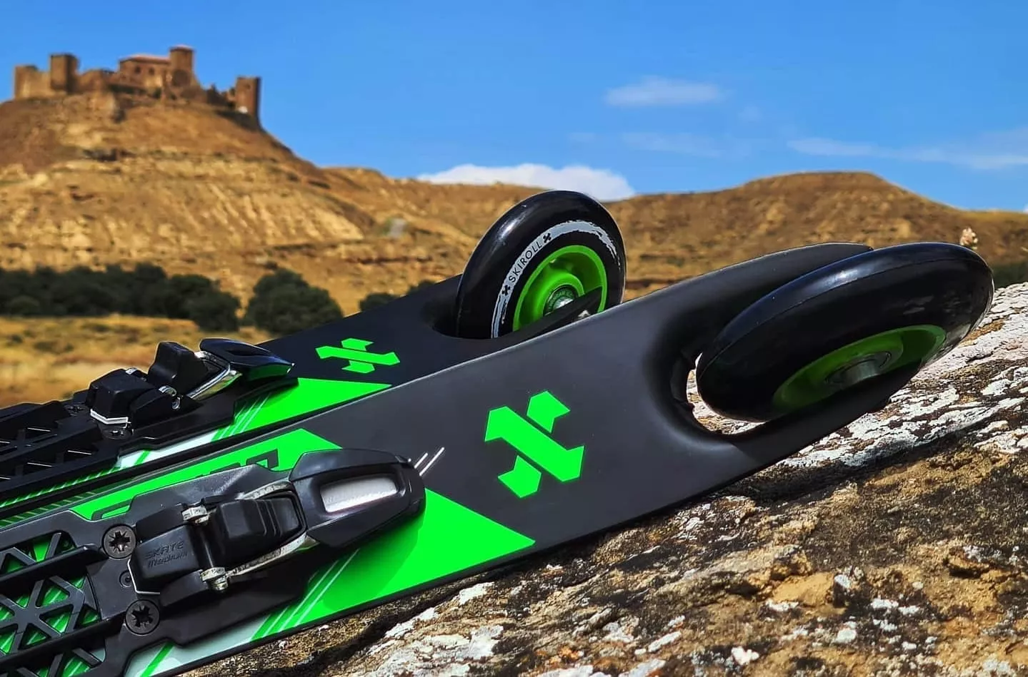 Material de Bonés Sports para deportistas de élite