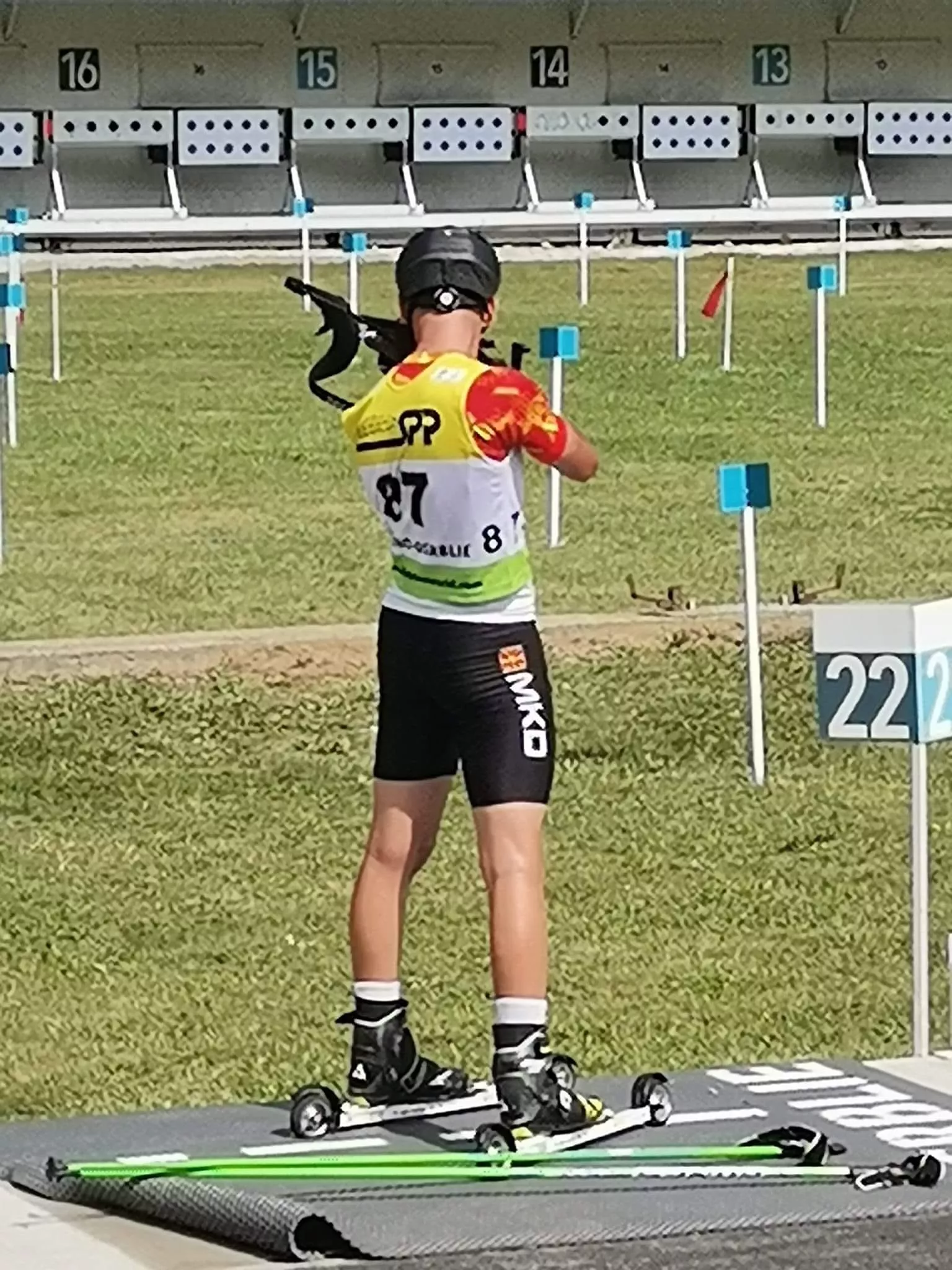 Material de Bonés Sports para deportistas de élite