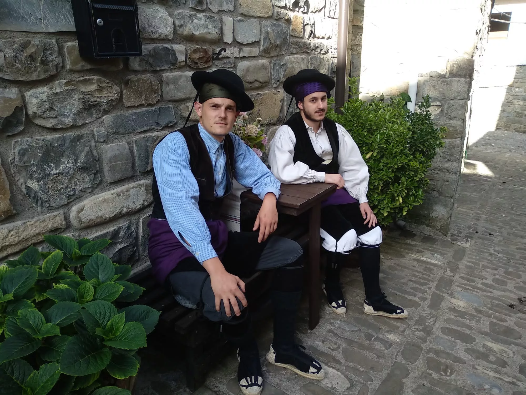 Celebración del Día de Traje Tradicional Ansotano.