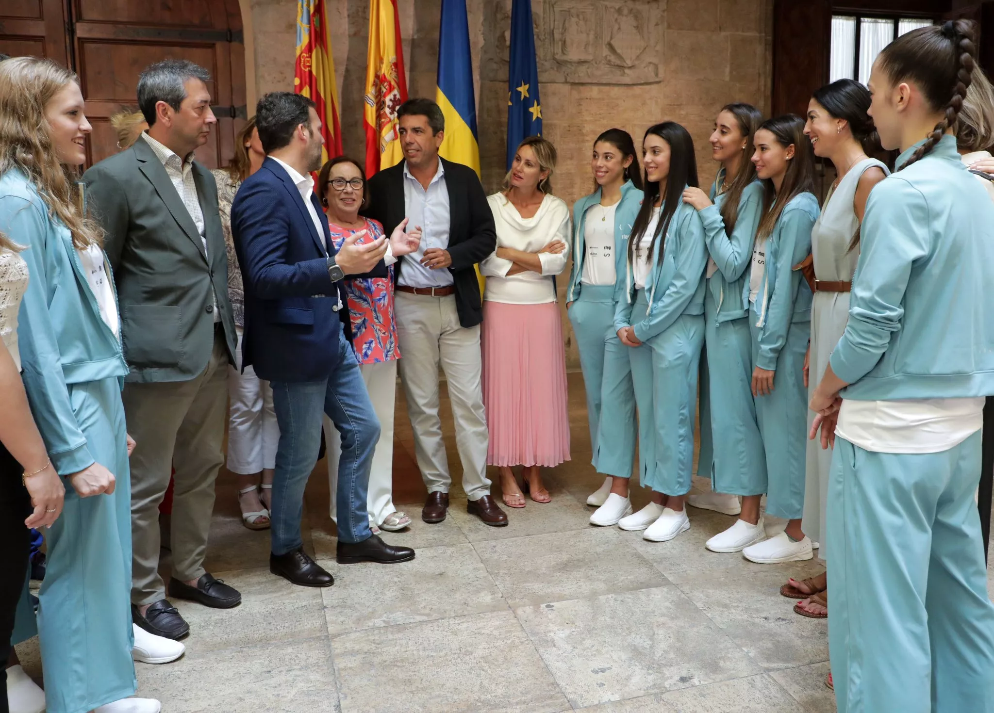 El equipo español, recibido este lunes en el Palau de la Generalitat Valenciana.