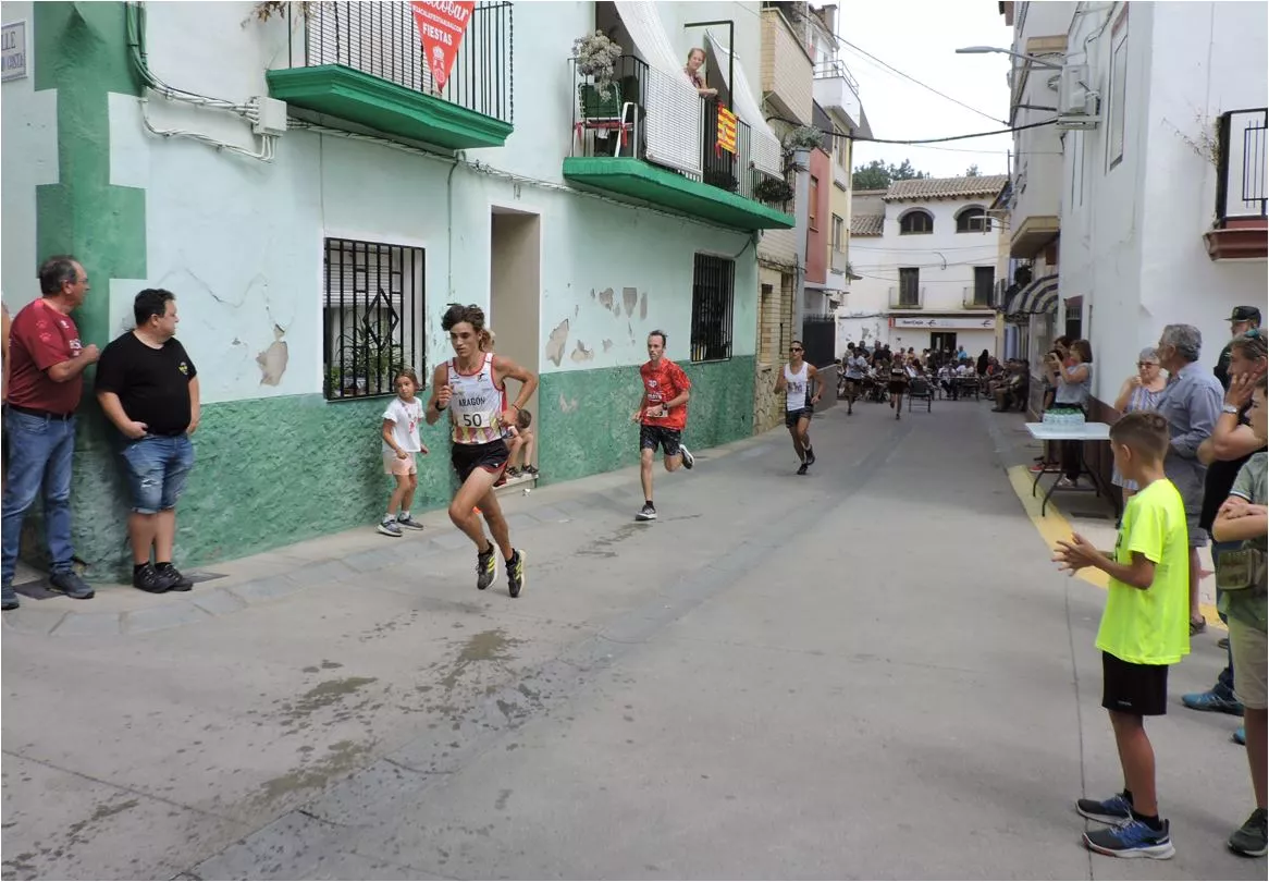 Zárate, Castells y Ariaca, el trio de cabeza
