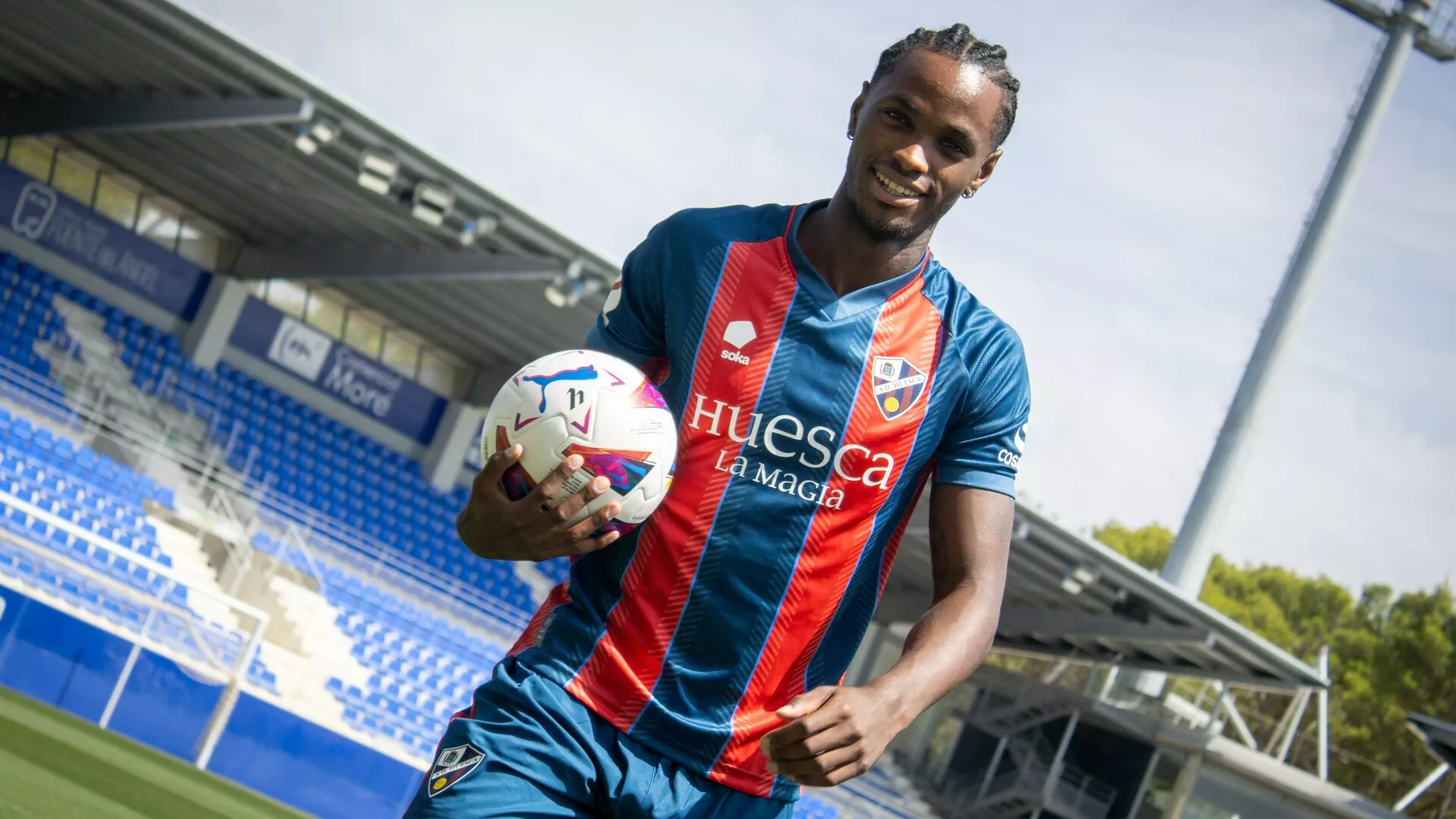 Álex Balboa, jugador del Huesca.