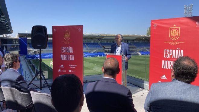 El presidente de la FAF, Óscar Fle. El presidente de la FAF, Óscar Fle.