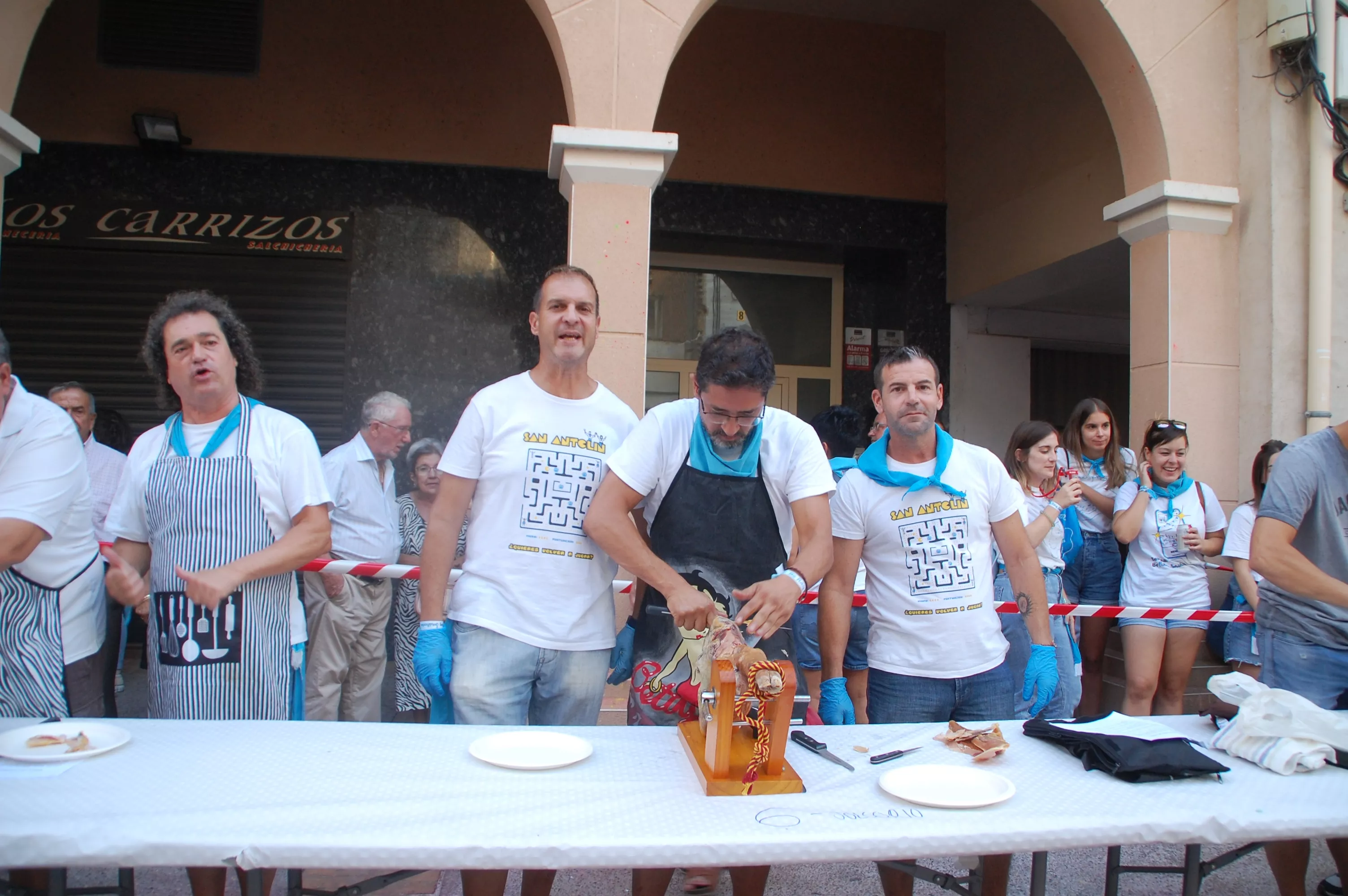  Concurso de Cortadores de Jamón en las fiestas de Sariñena.