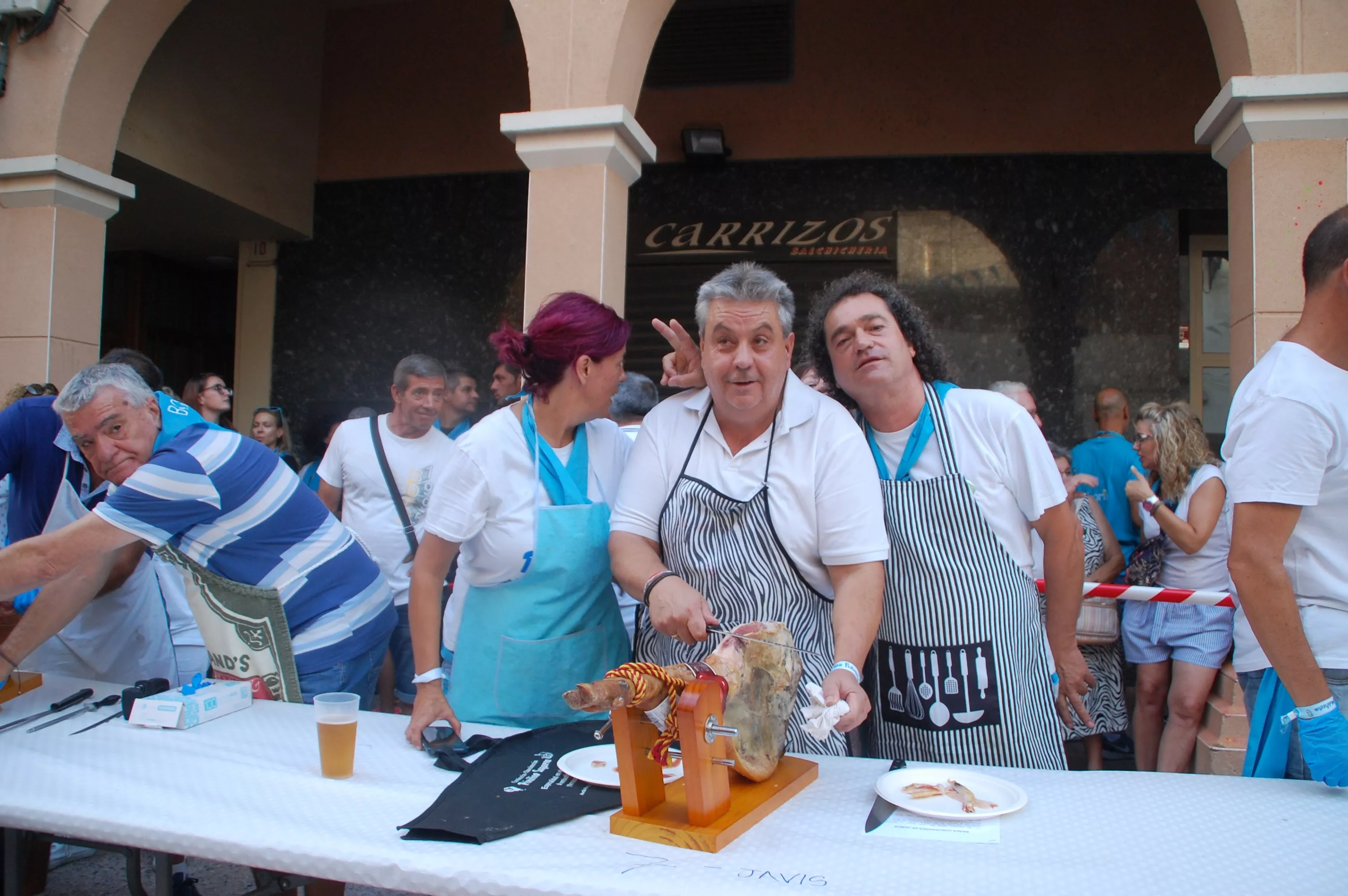  Concurso de Cortadores de Jamón en las fiestas de Sariñena.