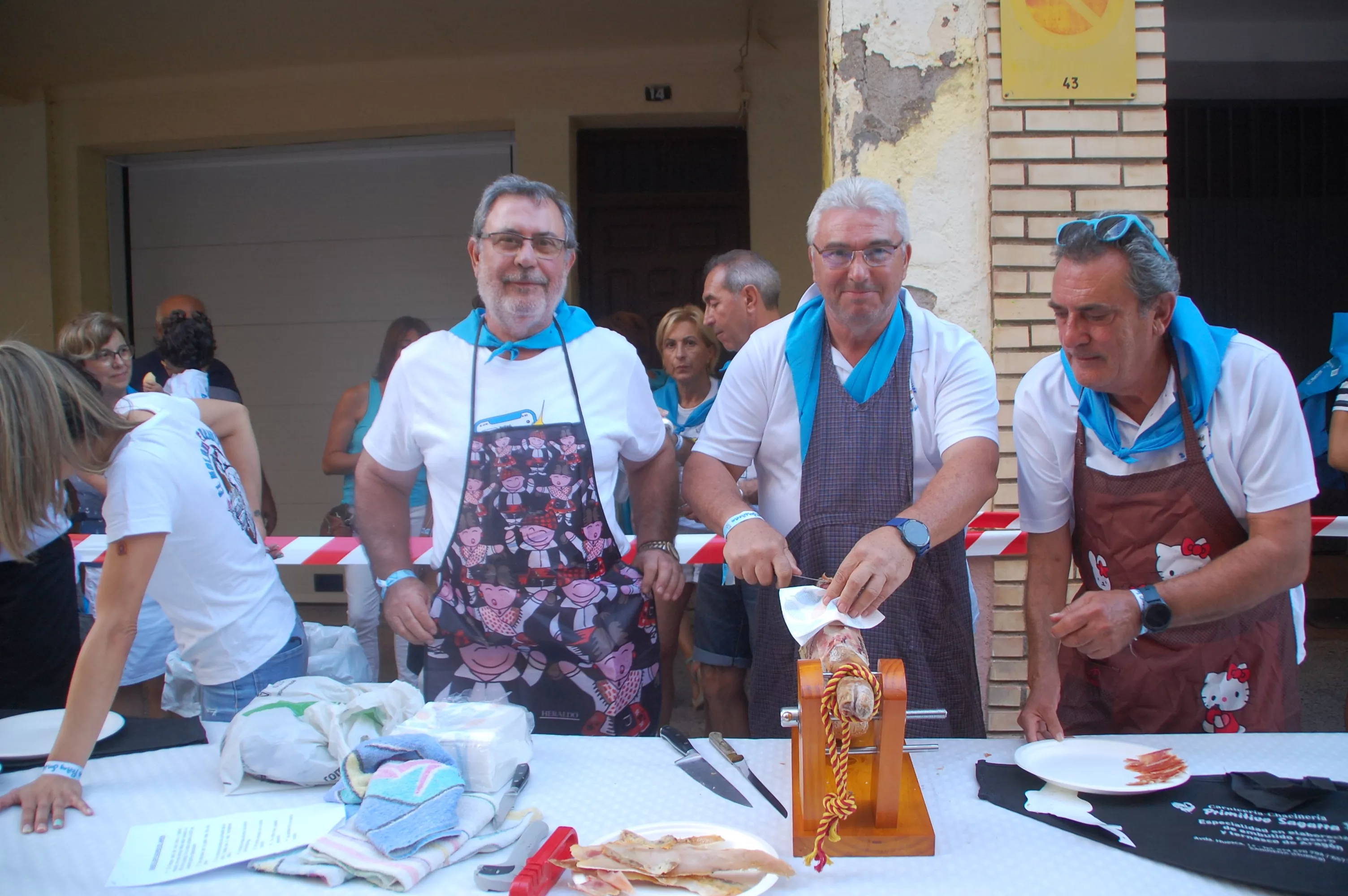  Concurso de Cortadores de Jamón en las fiestas de Sariñena.