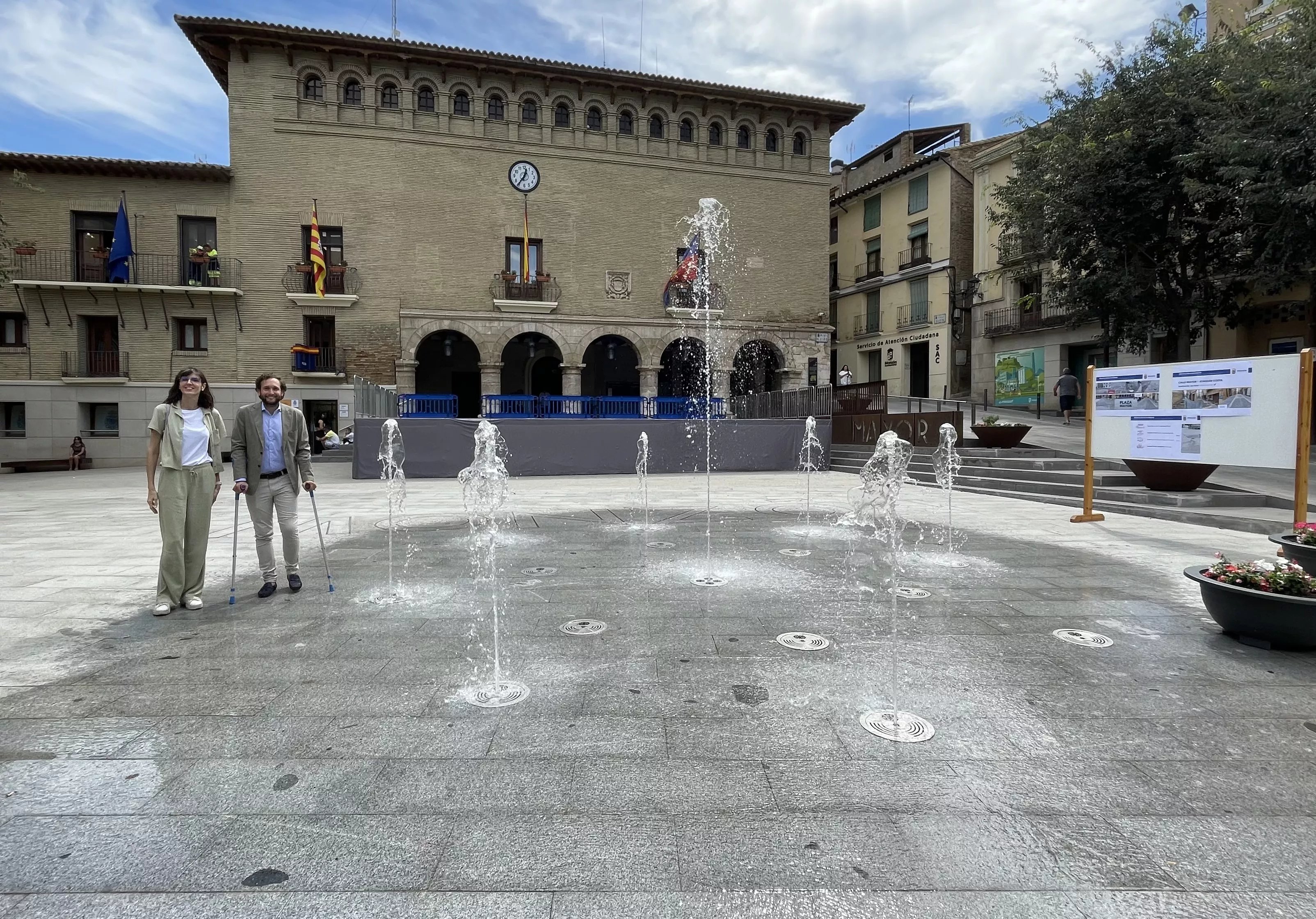 Nueva fuente de la plaza Mayor de Monzón.