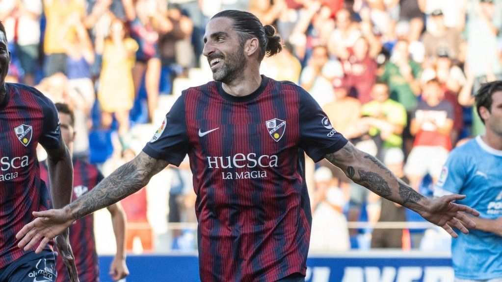 Marc Mateu celebra el gol ante el Ibiza.