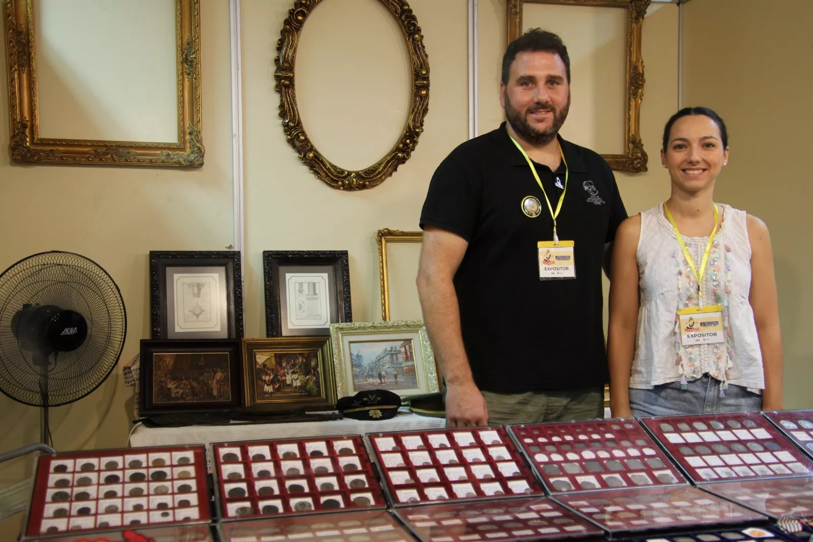 Numismática San Jorge. Foto Carlos Neofato