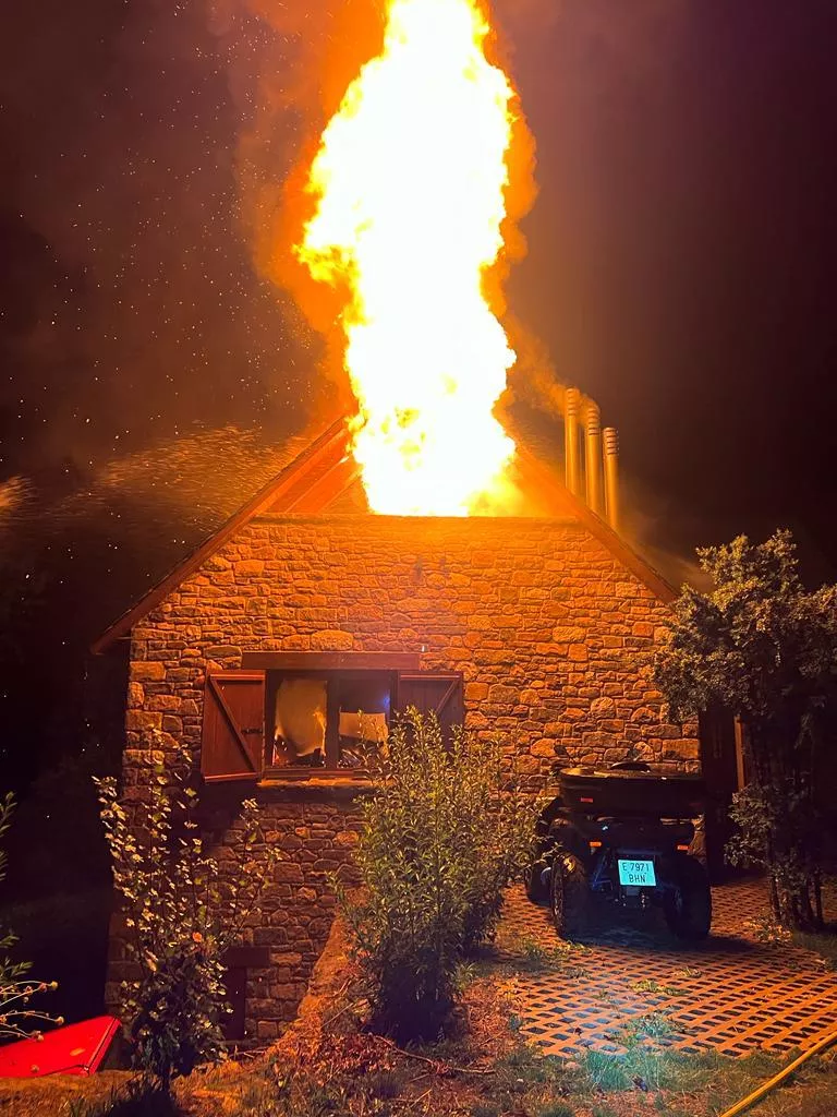 Incendio de una casa en Espierba.