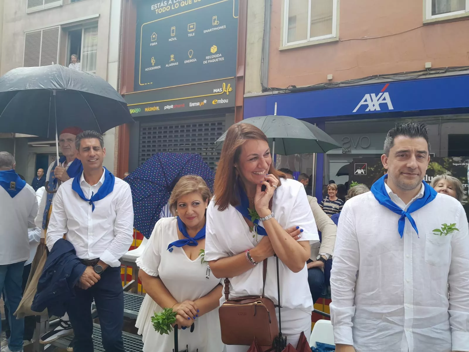 Arrancan las fiestas en Barbastro con el cohete y la cabalgata.
