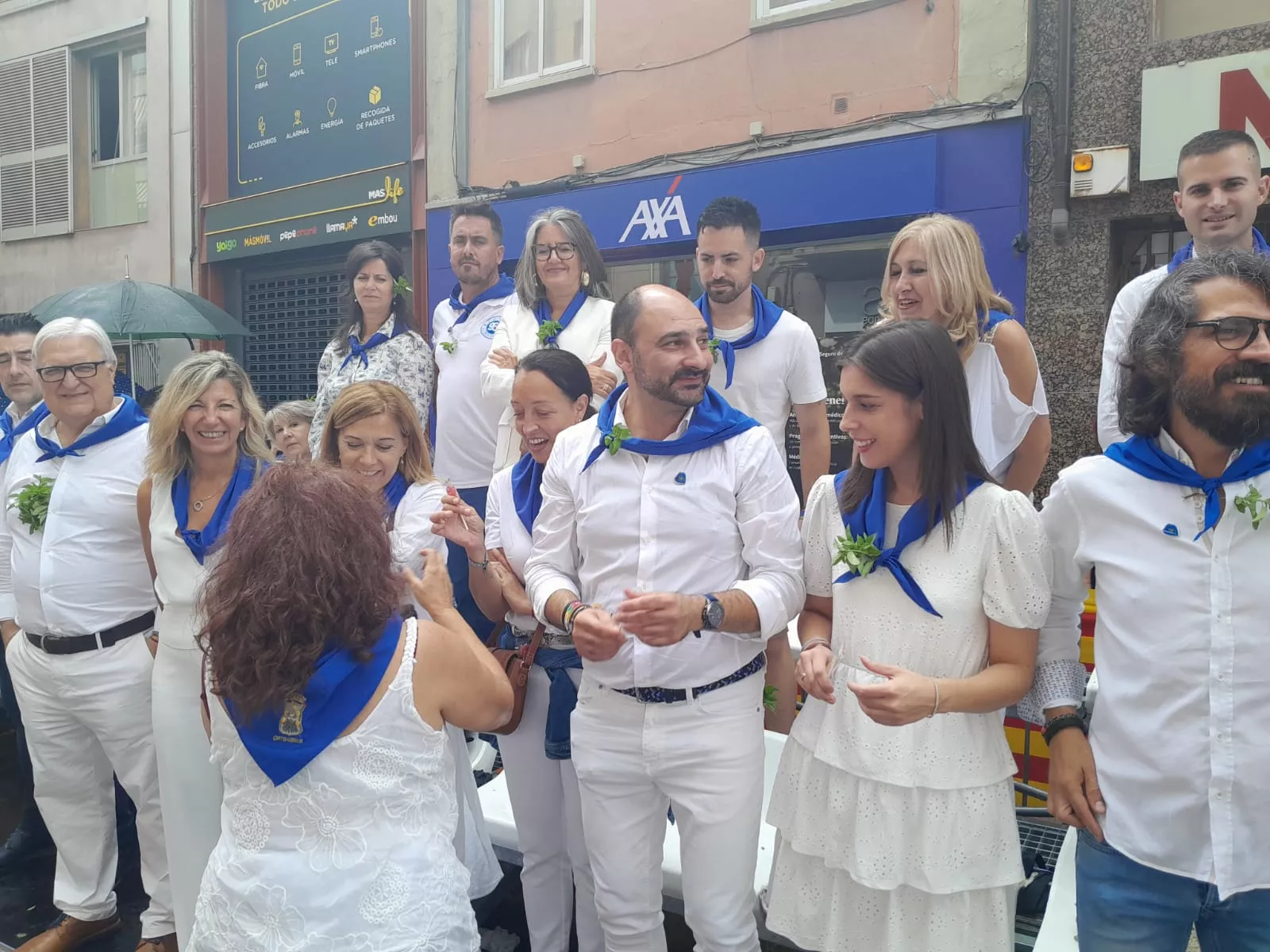 Arrancan las fiestas en Barbastro con el cohete y la cabalgata.