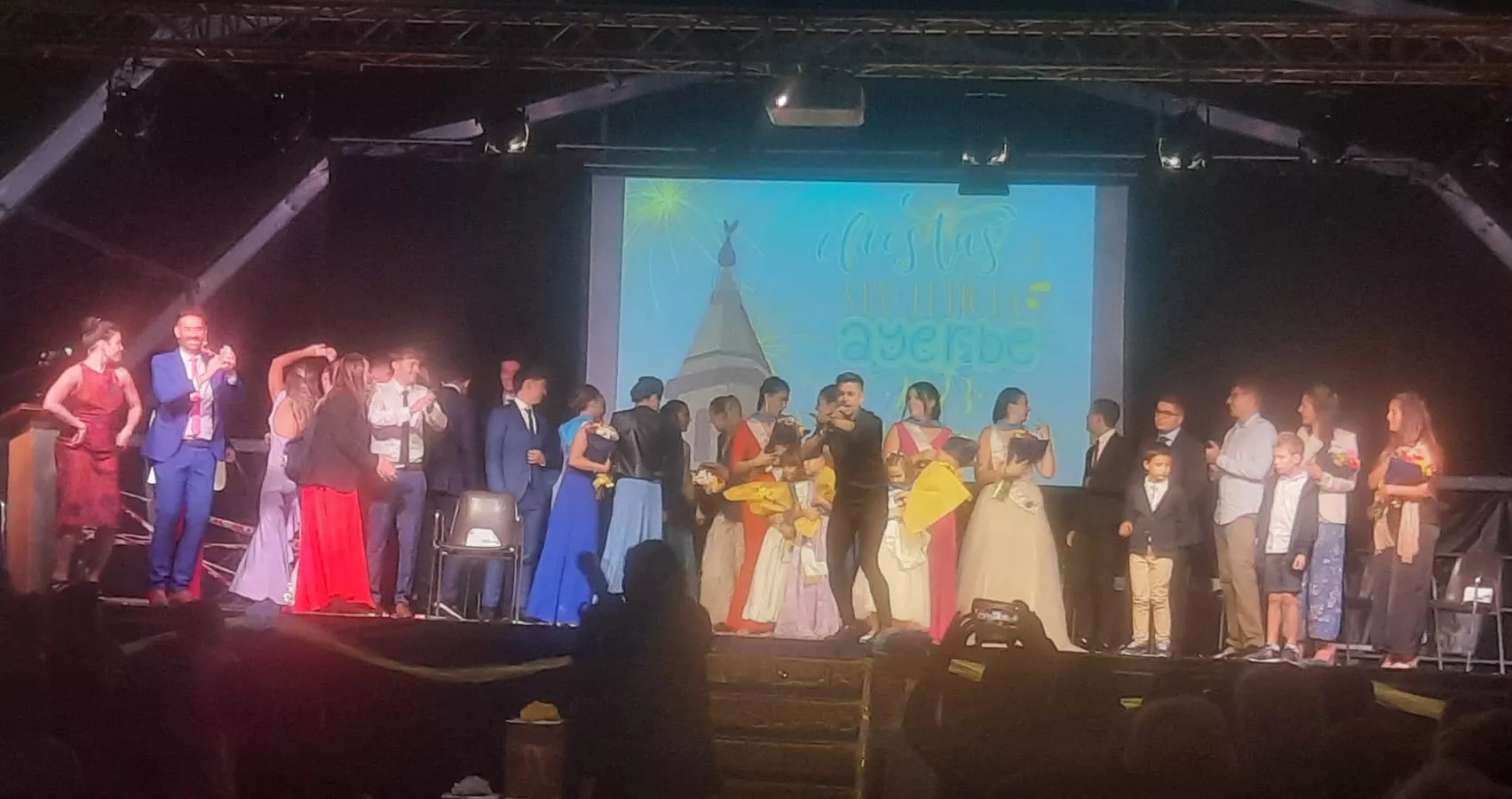 Actuación de Raúl Ciprés