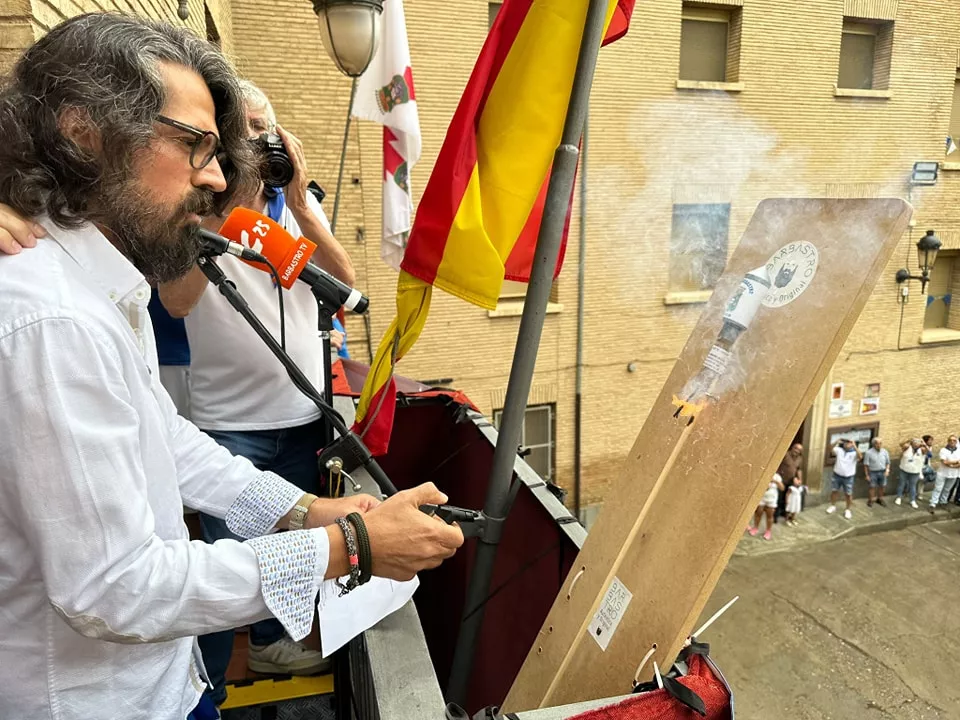 Edgar Abarca lanza el chupinazo de las fiestas de Barbastro