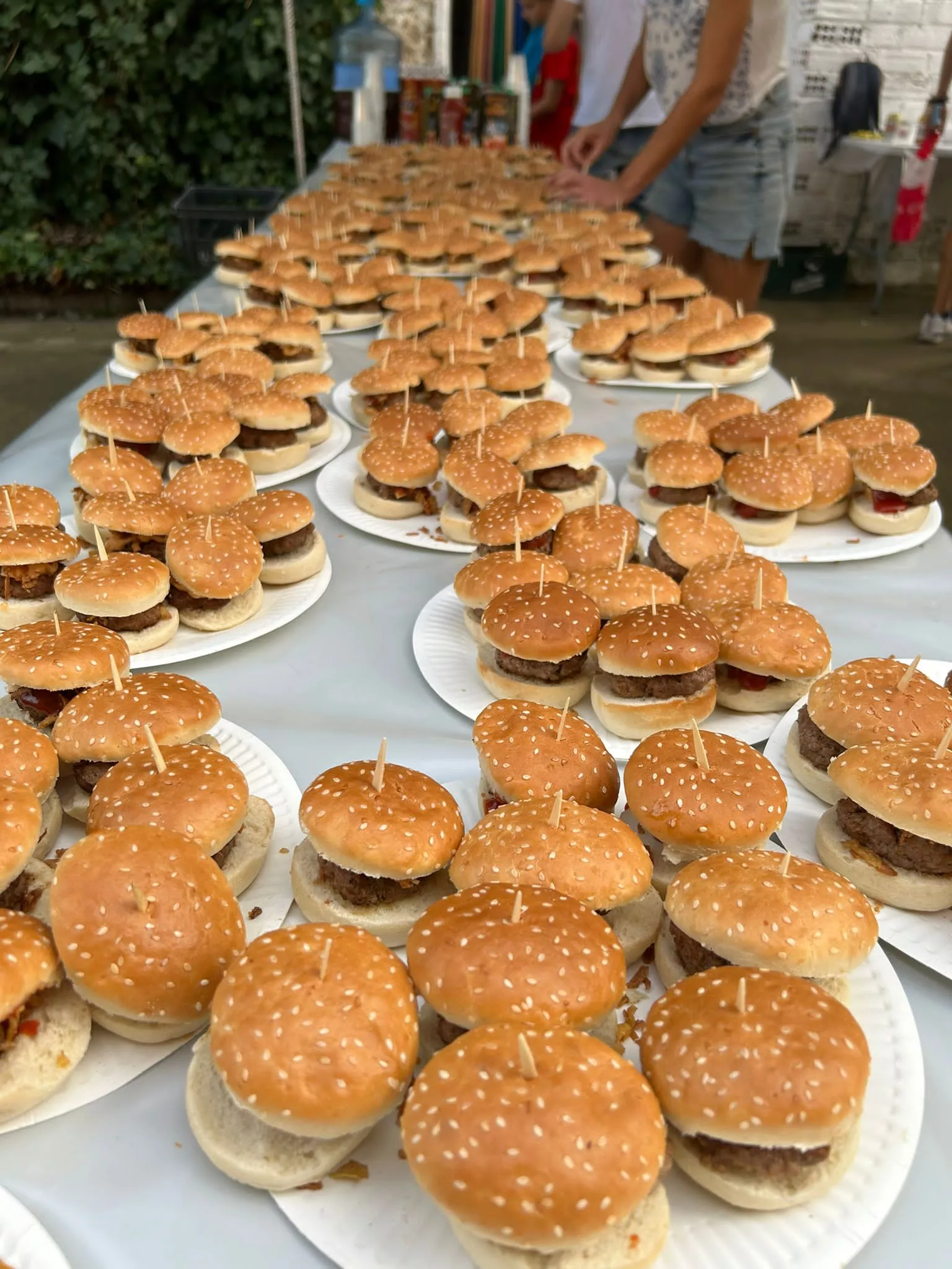 Ronda de Peñas en las fiestas de San Antolín de Sariñena.