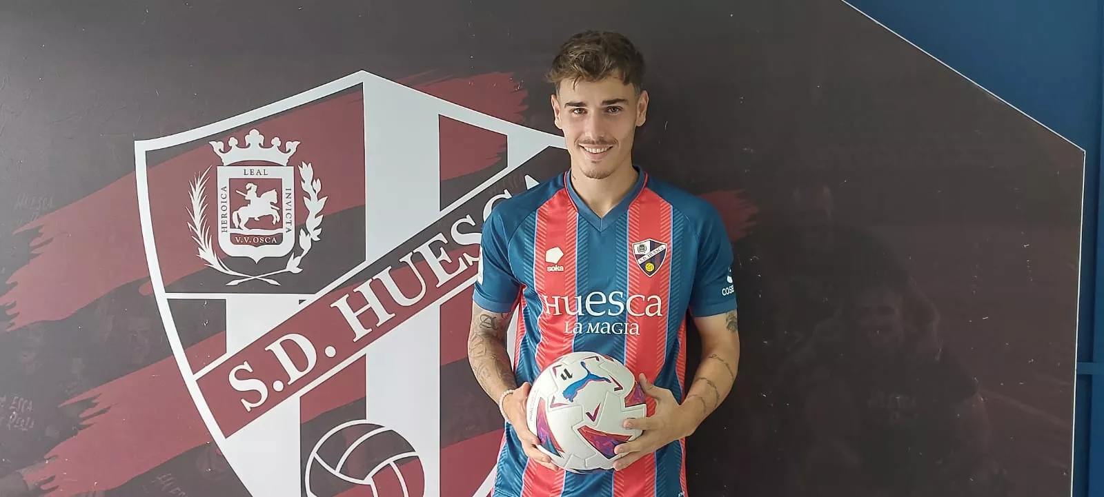 Presentación de Hugo Vallejo por Ángel Martín González