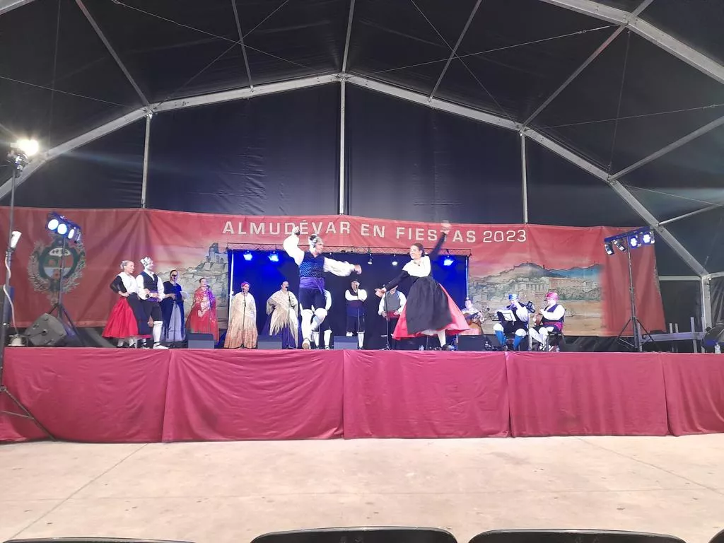 Festival de Jotas la Gala de Campeones de Almudévar 