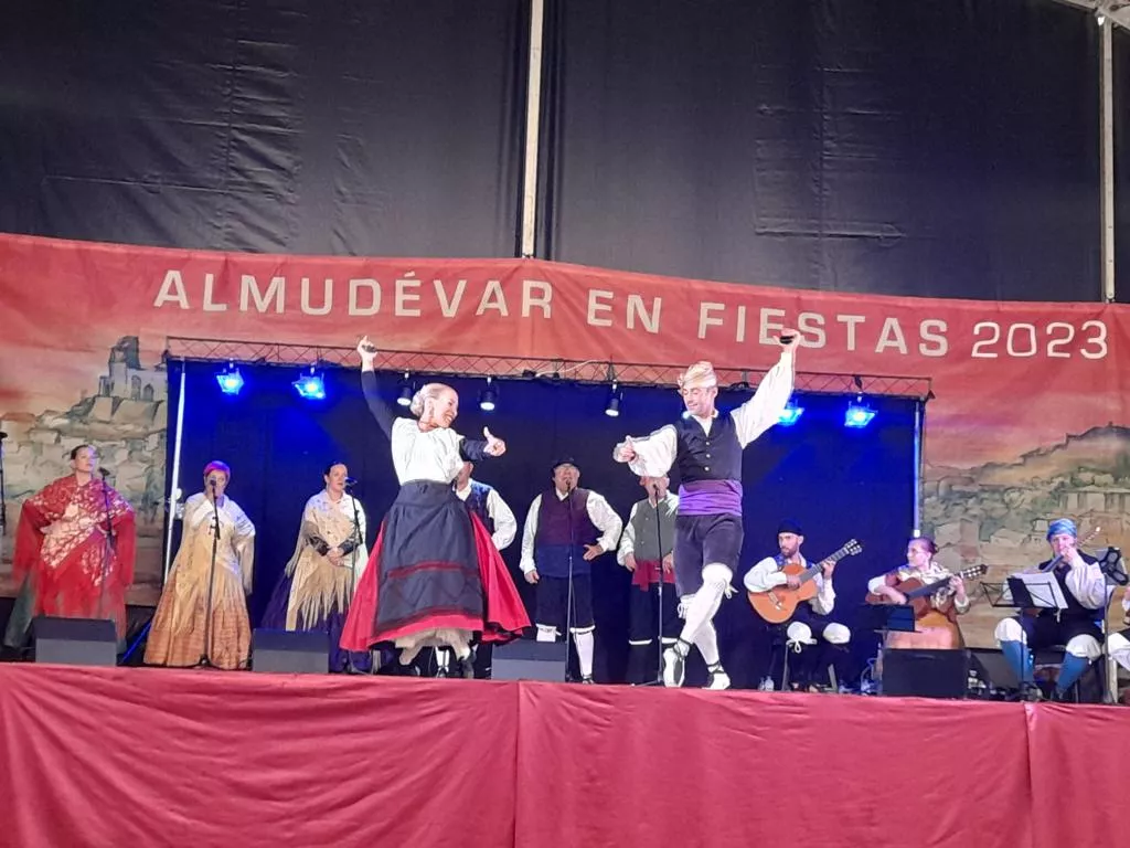 Festival de Jotas la Gala de Campeones de Almudévar