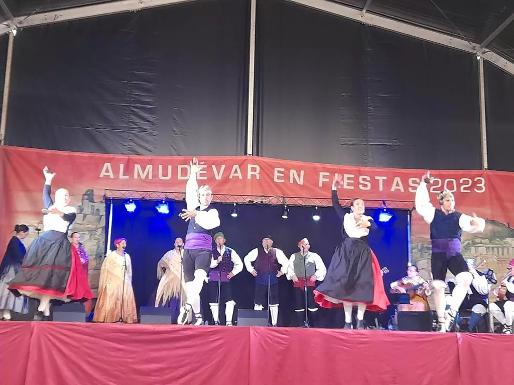 Festival de Jotas la Gala de Campeones de Almudévar 