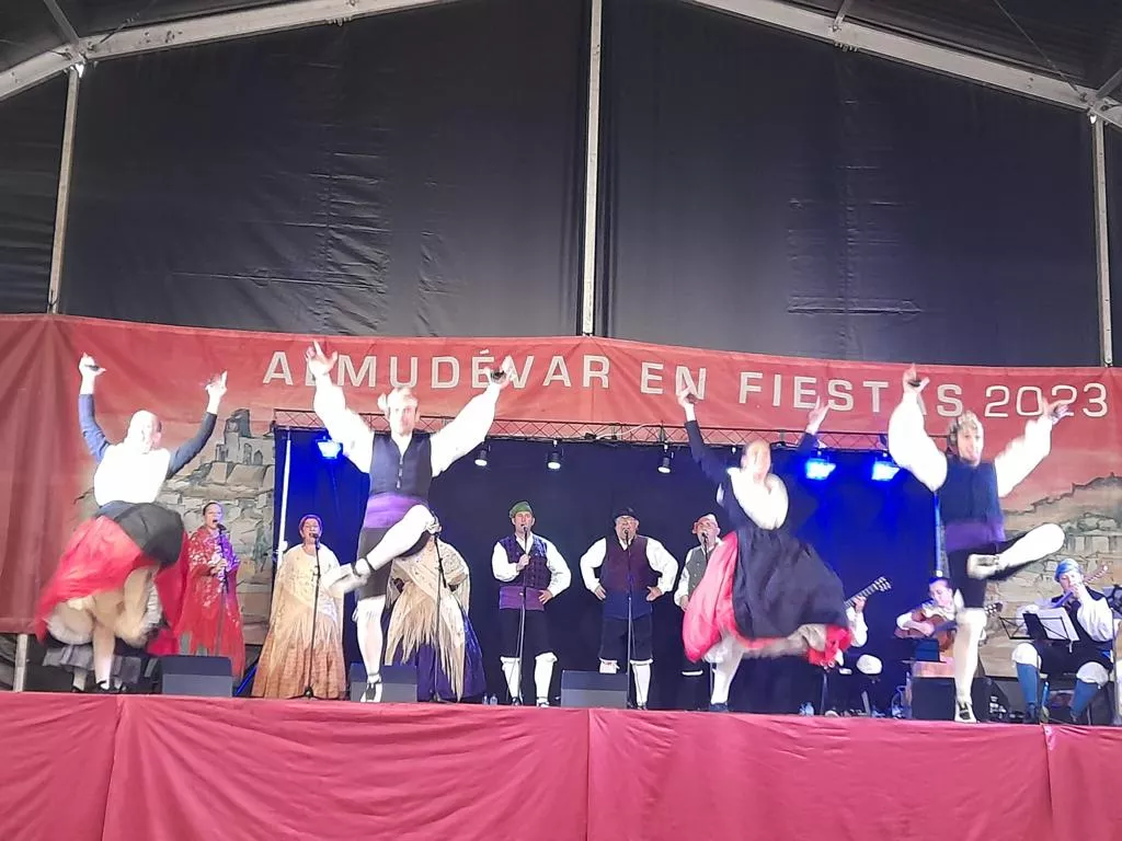 Festival de Jotas la Gala de Campeones de Almudévar 