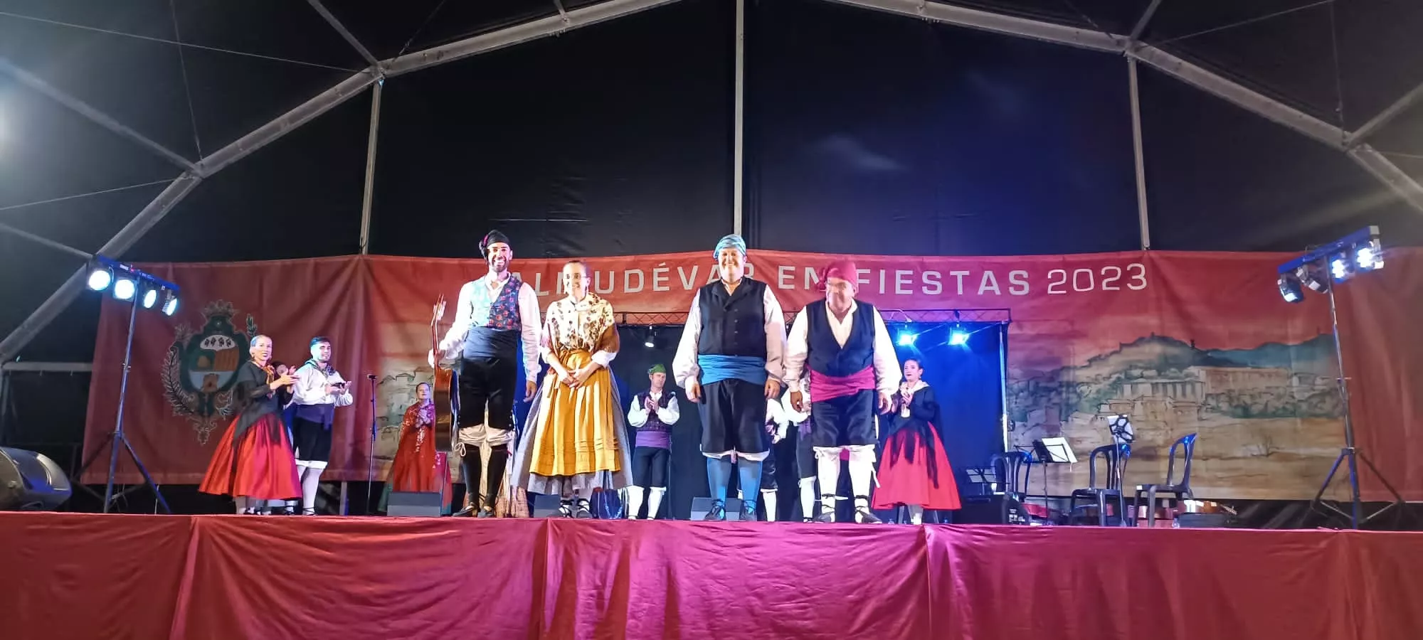 Festival de Jotas la Gala de Campeones de Almudévar 