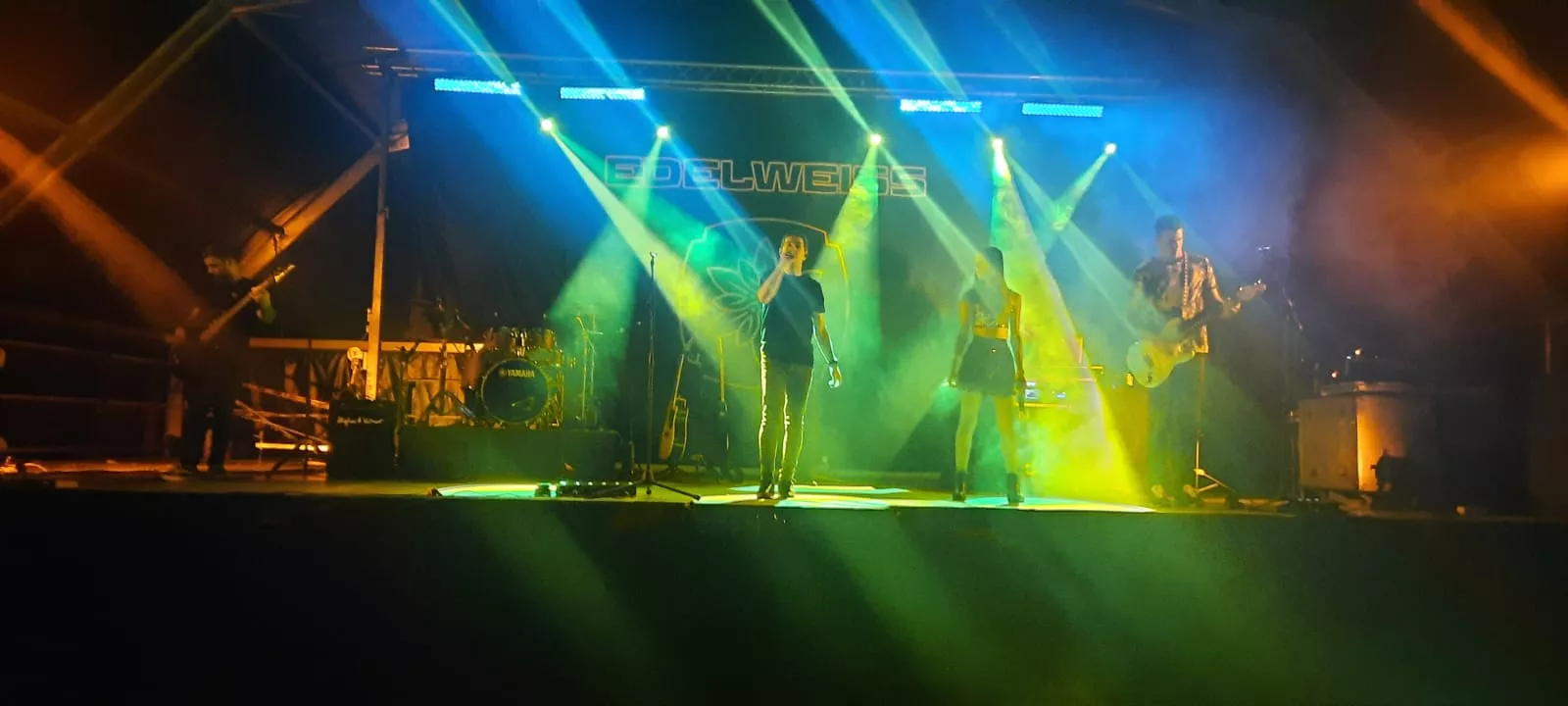 Arranque de las fiestas de Ayerbe 2023. 