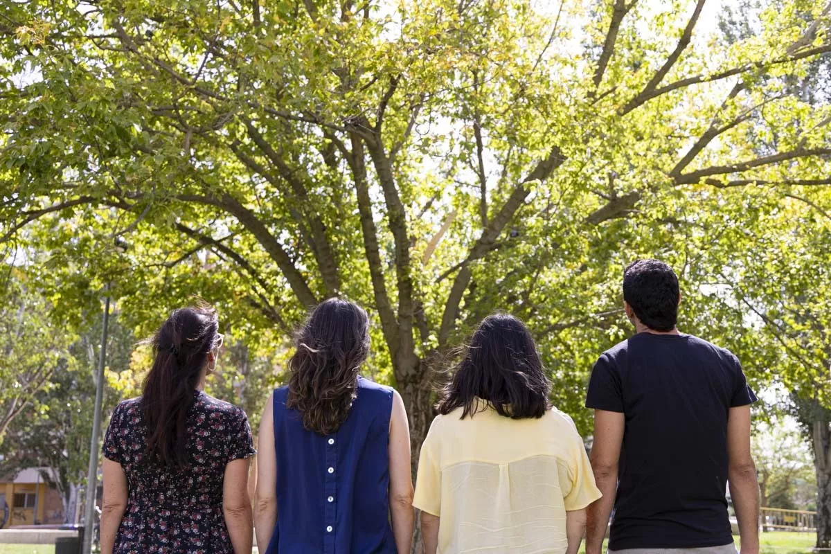Valentia impulsa Sentira con la atención en la familia y el entorno natural