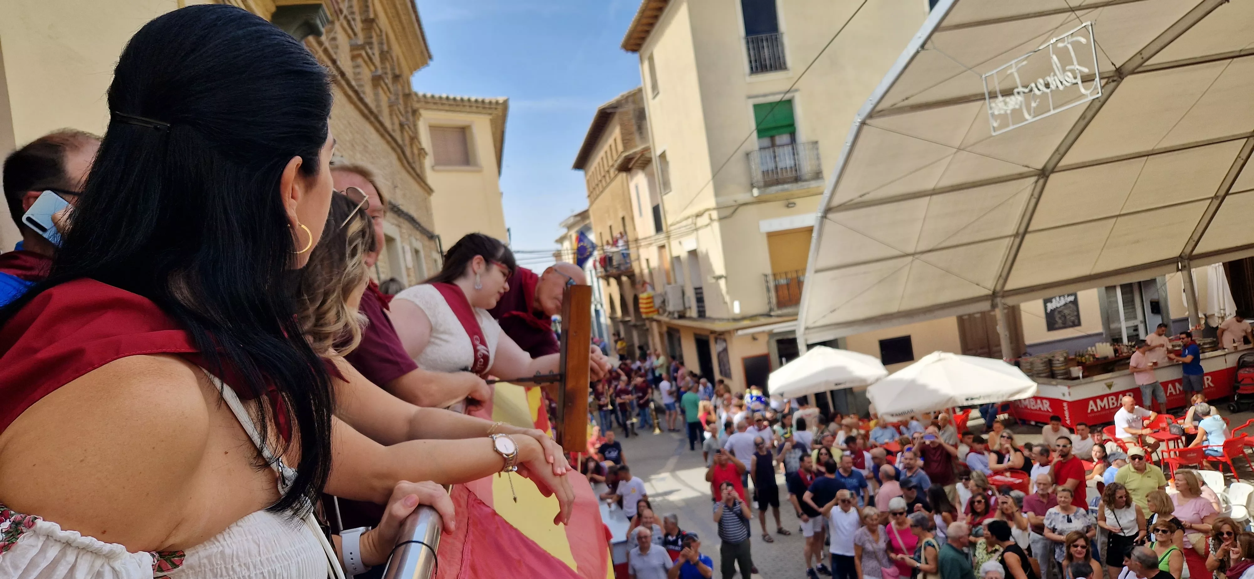 Gran chupinazo anunciador de las fiestas de Almudévar 2023. Foto Myriam Martínez 