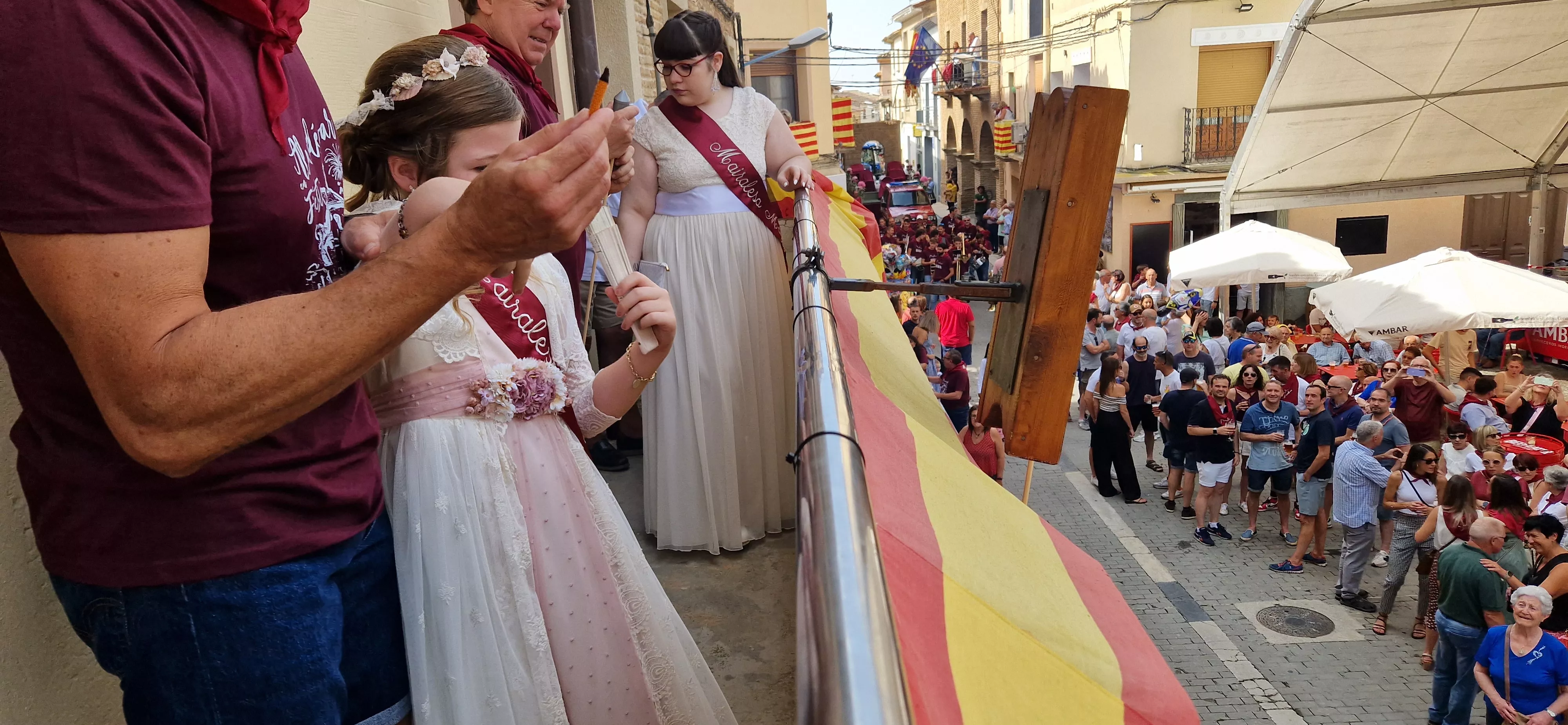 Gran chupinazo anunciador de las fiestas de Almudévar 2023. Foto Myriam Martínez 