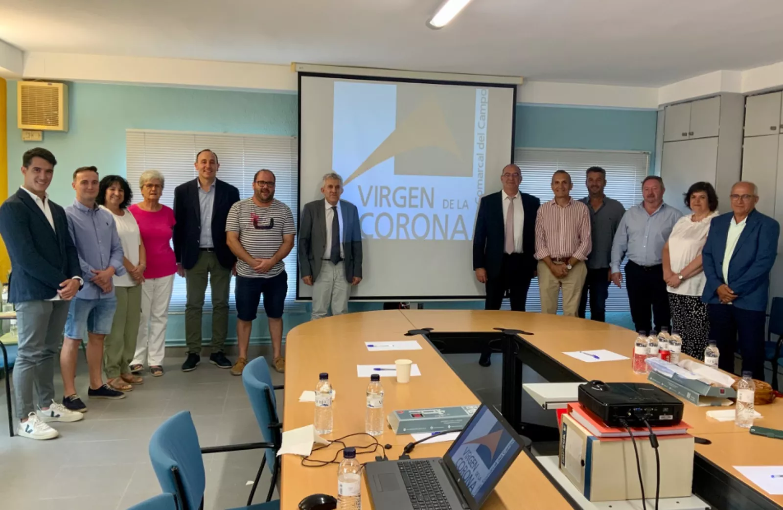 Samper en la Cooperativa Virgen de la Corona.