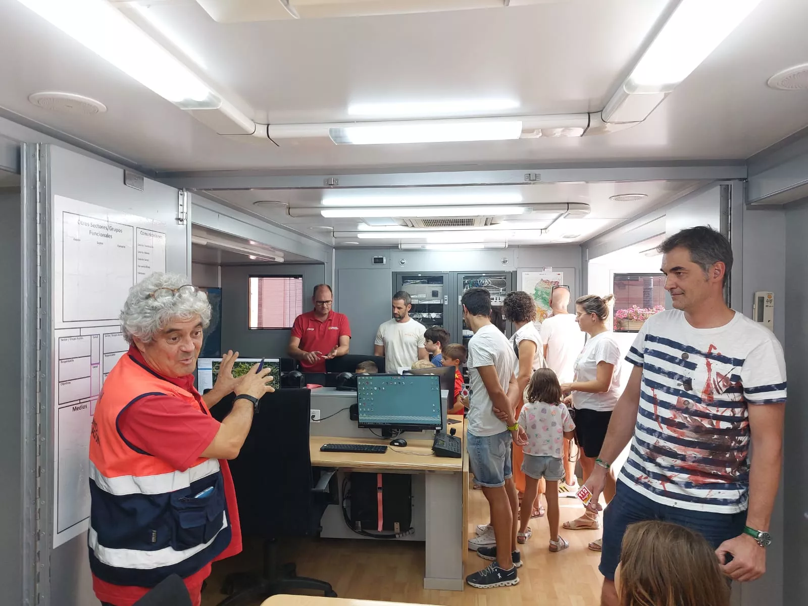 Exhibiciones de primeros auxilios en la plaza López Allué de Huesca10