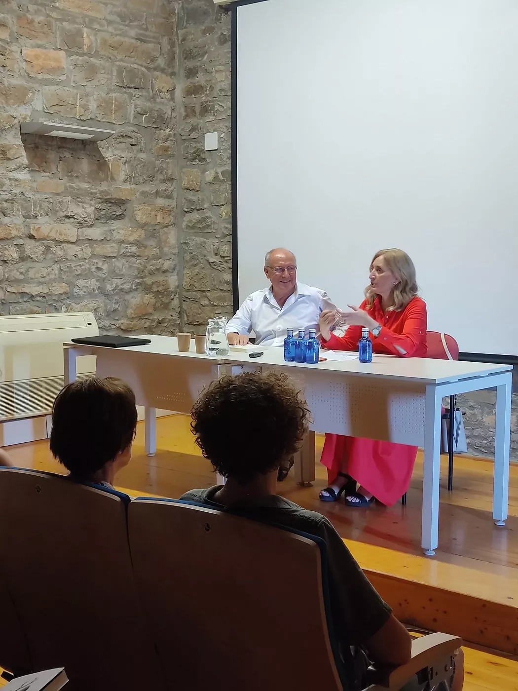Presentación del libro 'La vida de Ángela'